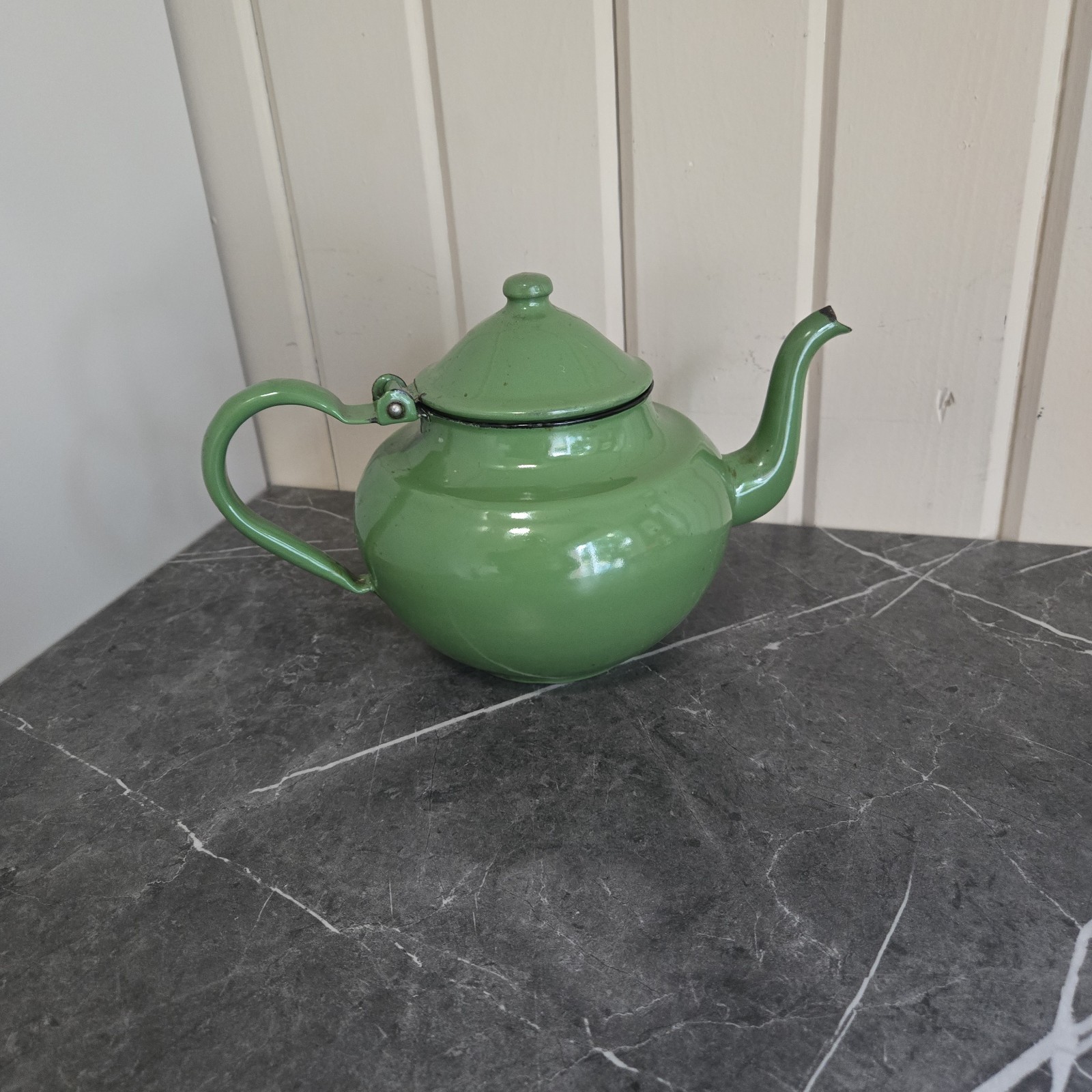 Vintage Green Enamelware Coffee Pot / Tea Kettle with Lid — Made in Yugoslavia
