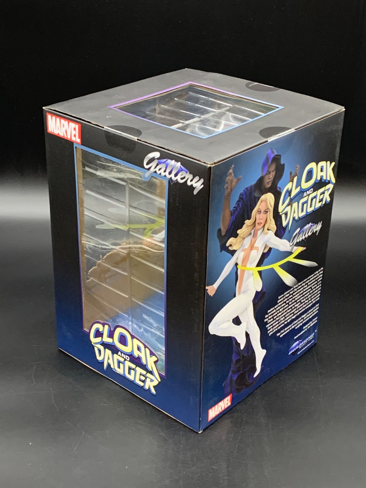 Diamond Select — Marvel Gallery — Cloak and Dagger Diorama