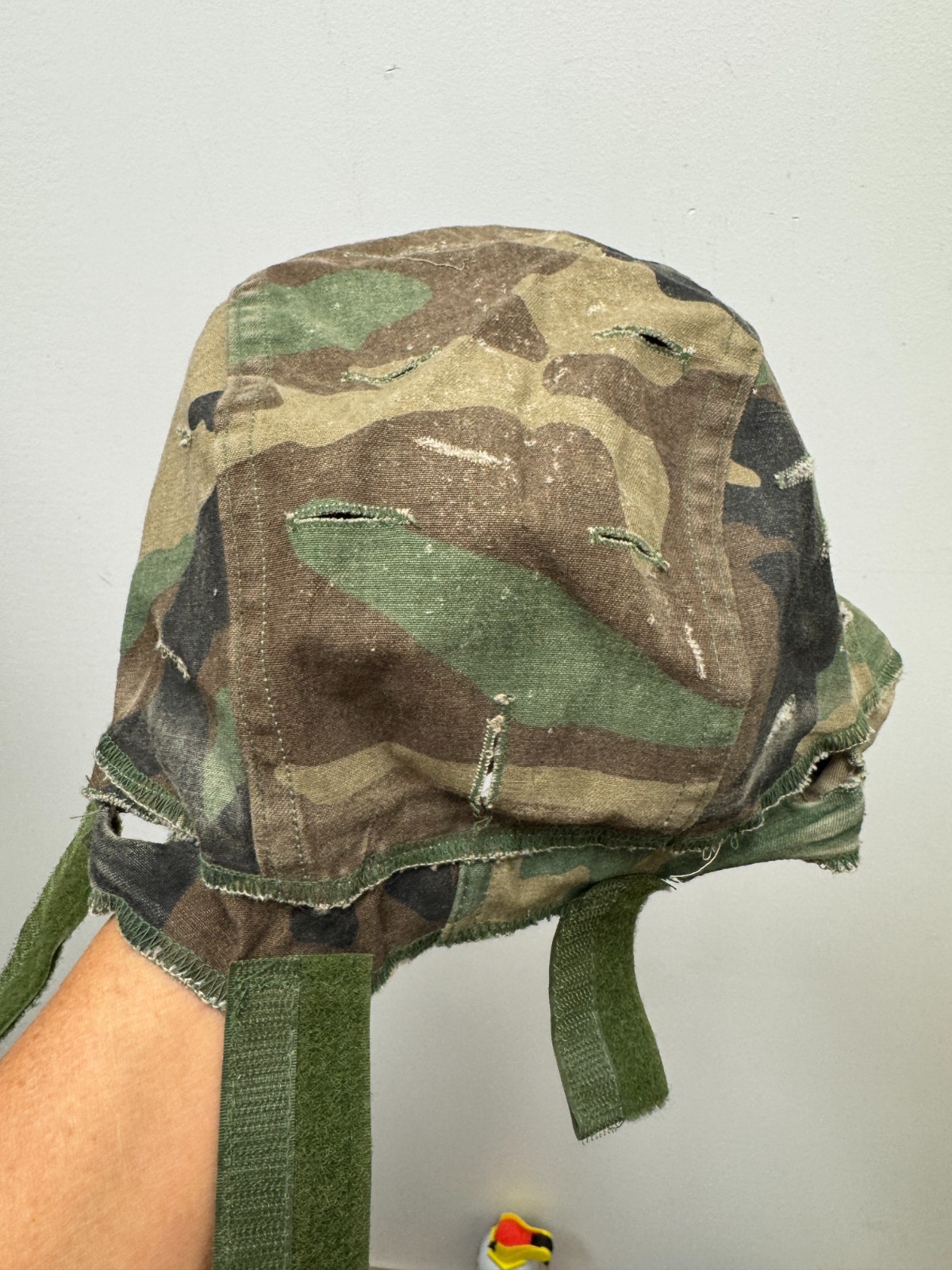 USMC REVERSIBLE WOODLAND & DESERT COVER FOR ACH/MICH/LIGHTWEIGHT HELMET Size S/M