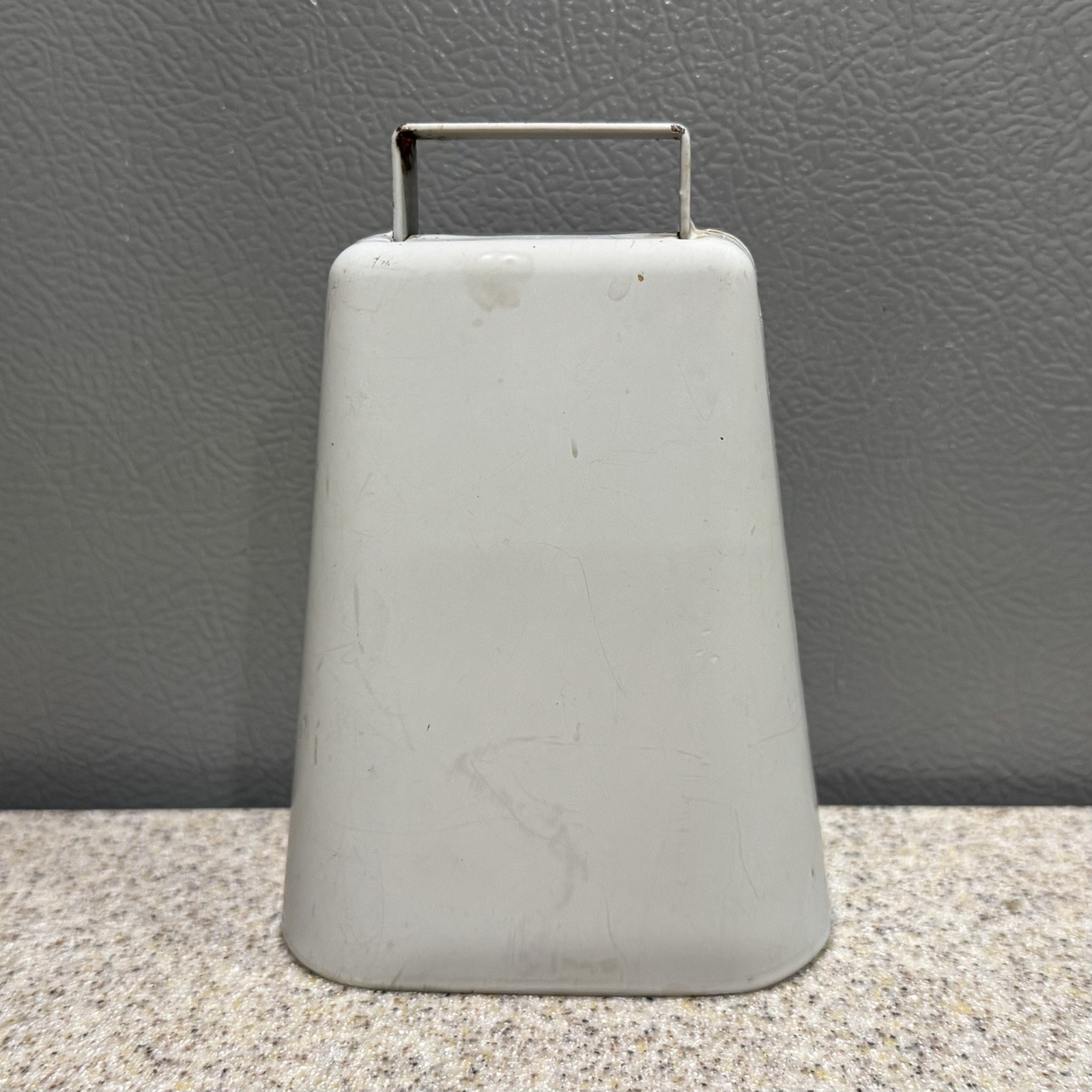 Vtg Cowbell Metal 5.5” Tall Off White Works Loud Clapper VGC