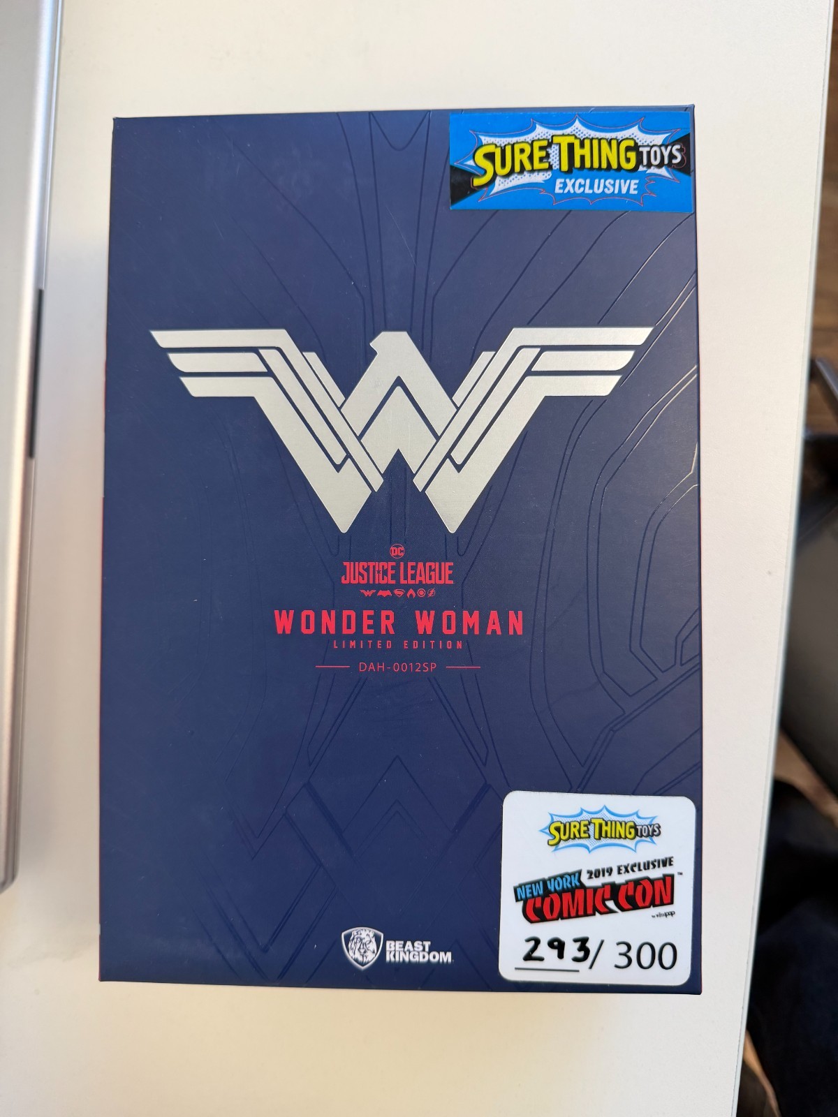 Beast Kingdom DAH-0012SP Wonder Woman (Special Color Ver. – 2019 NYCC Exclusive