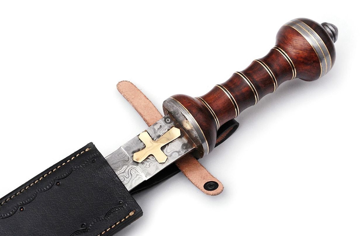 ROMAN GLADIATOR SWORD, HANDMADE DAMASCUS STEEL BLADE, BATTLE READY WITH SHEATH.