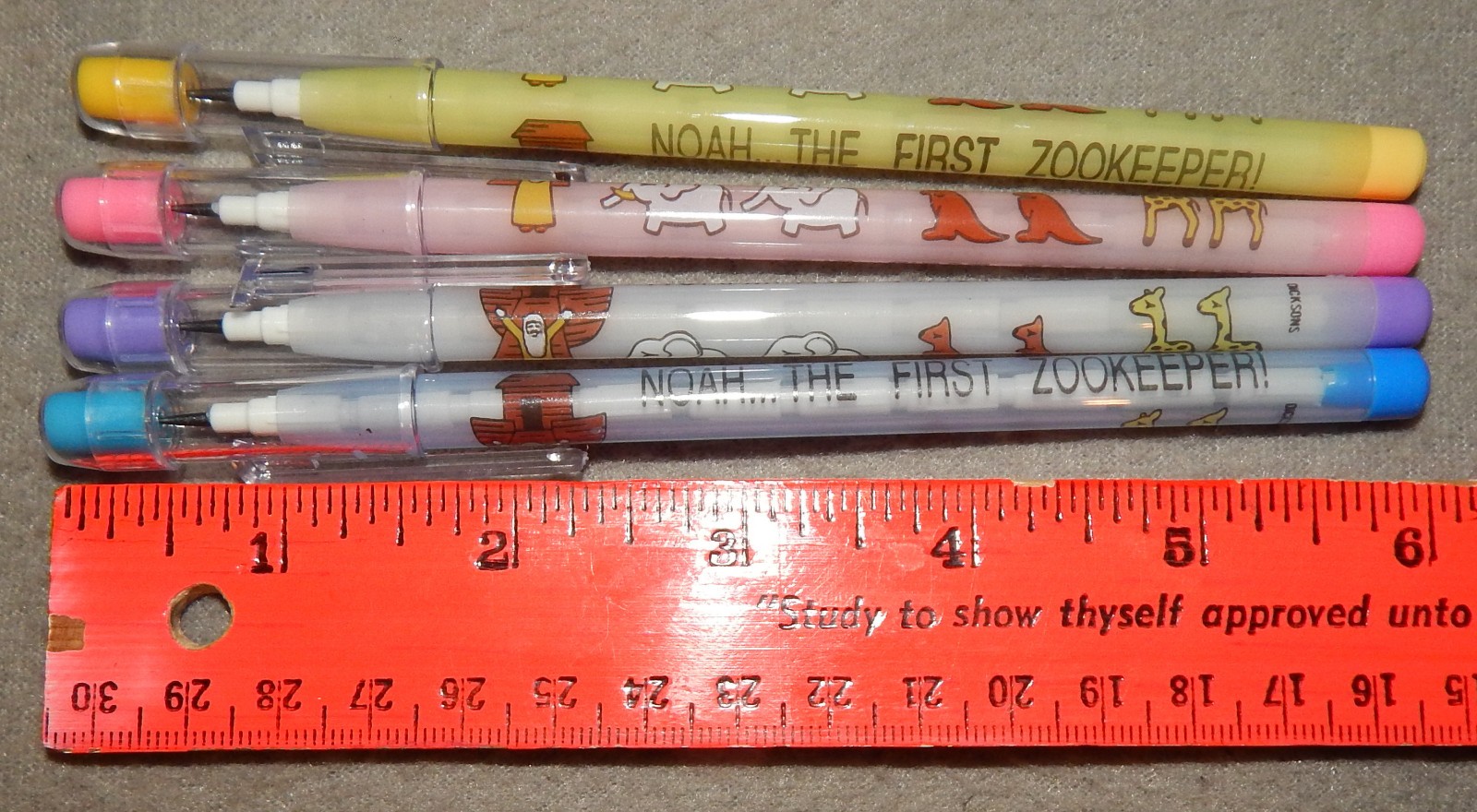 10 Vintage Noah Multipoint Stacking Pencils, 11 leads per pencil, 4 colors