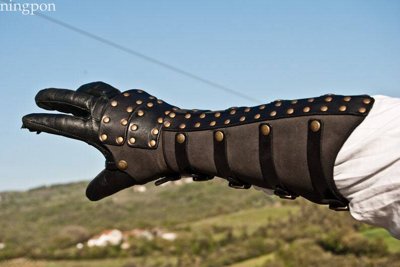 Retro Medieval Viking Knight Faux Leather Arm Guard Armor Rivet Wrist Gloves