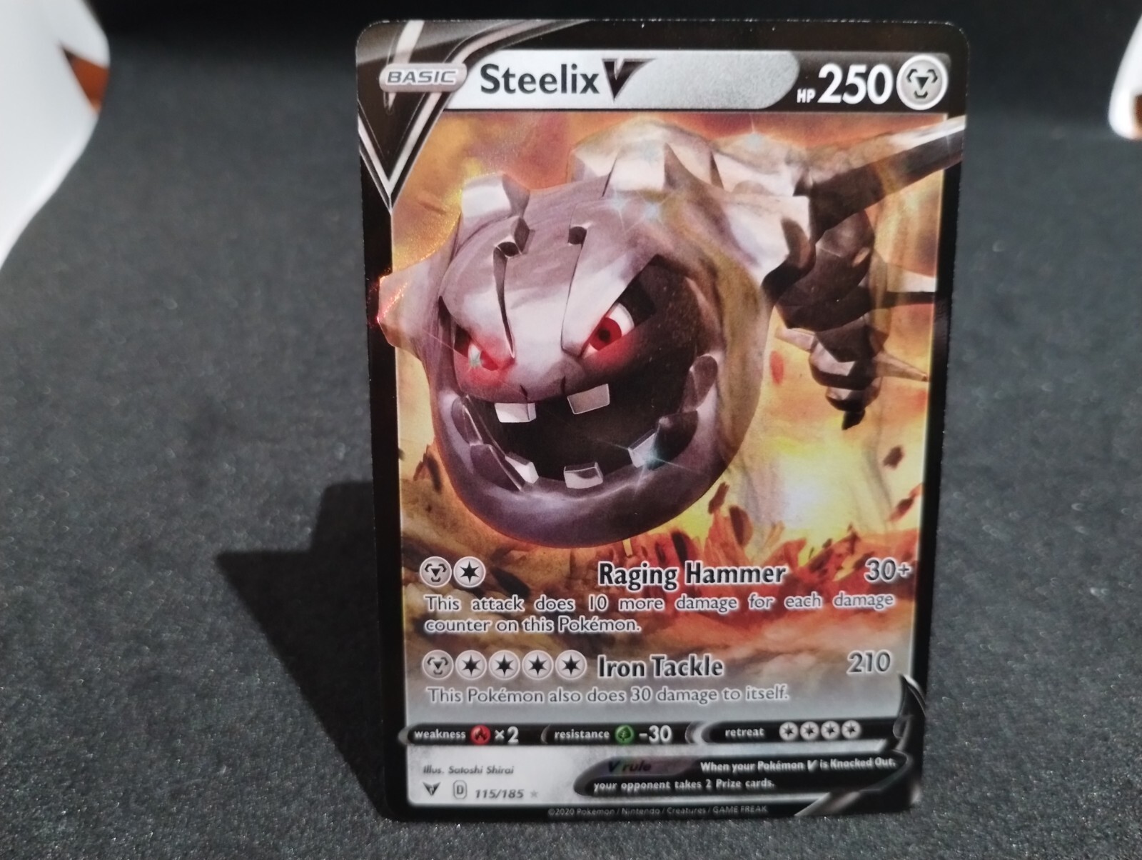 Steelix V 115/185 Vivid Voltage Pokemon NM