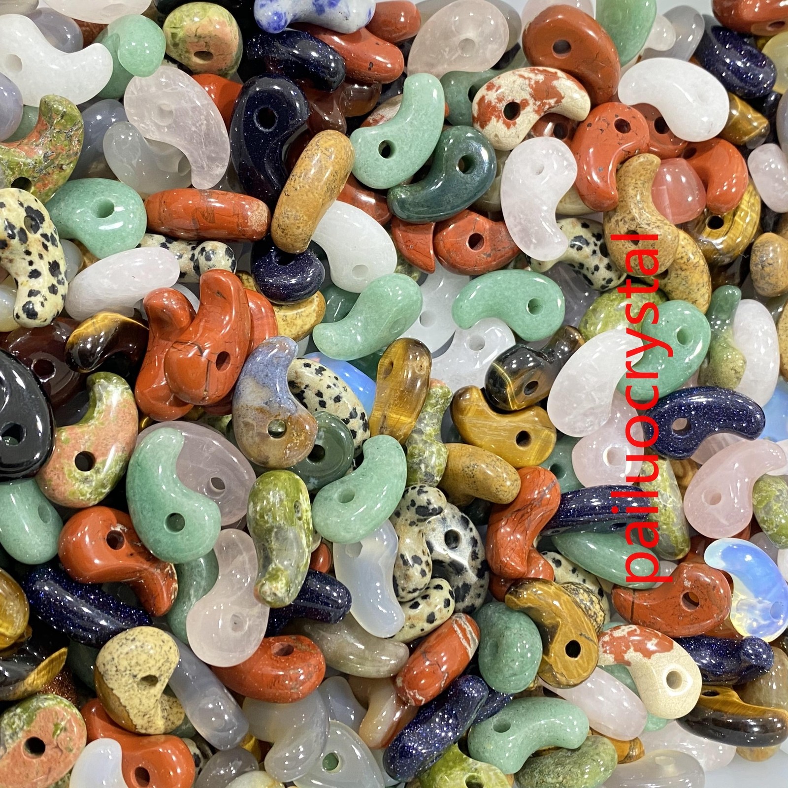 21mm Natural Mixed Magatama Quartz Crystal Skull Carved Pendant Healing Gem 5pc