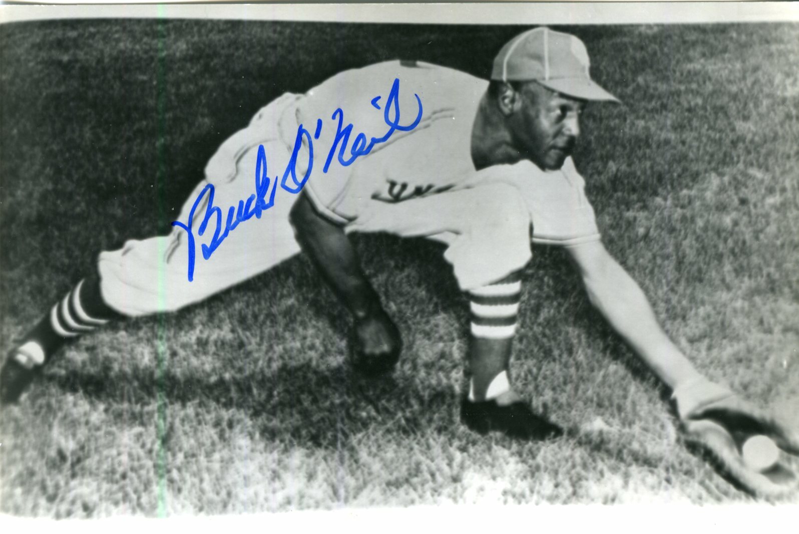 BUCK O’NEIL Negro American League Kansas City Monarchs AUTOGRAPHED PHOTO