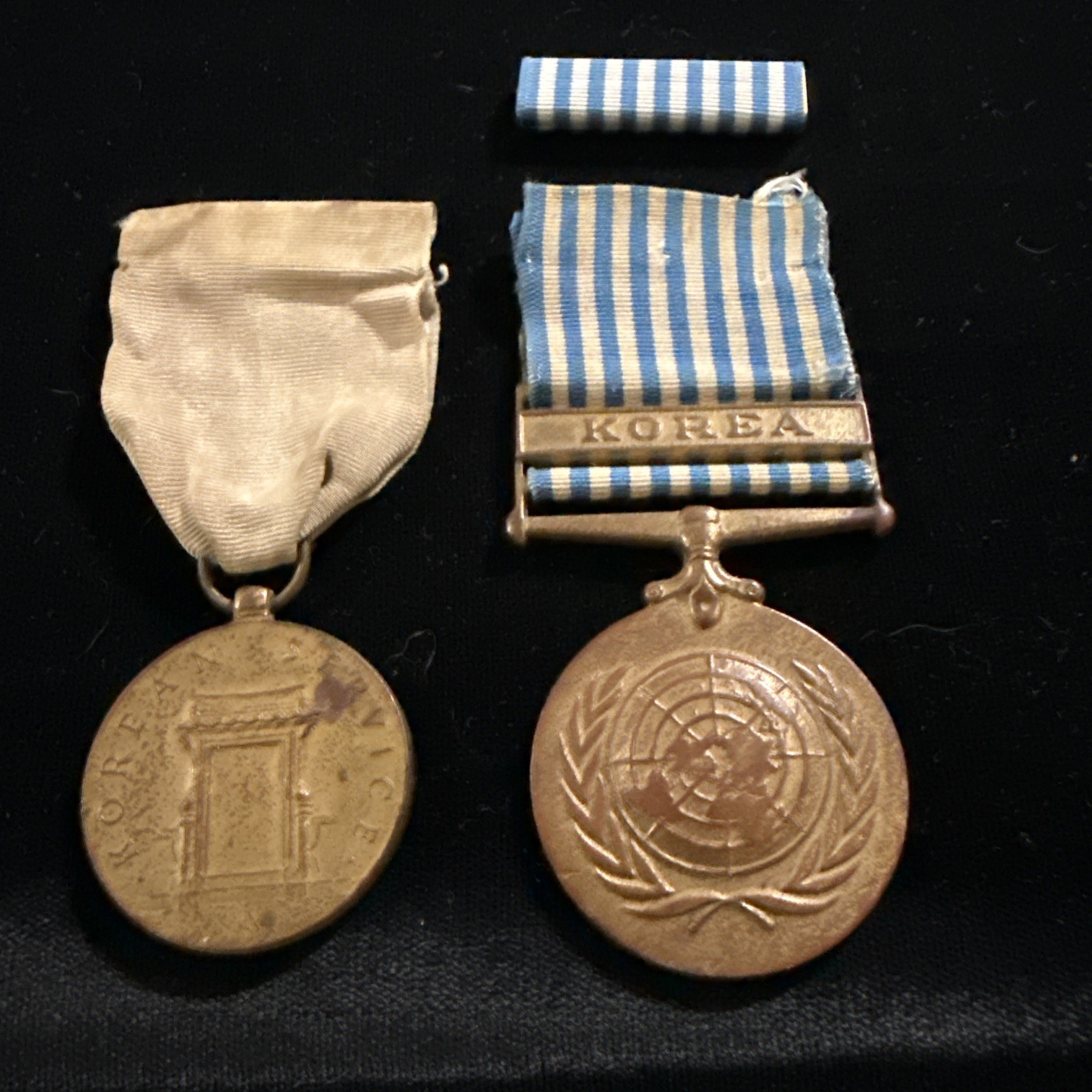 Lot of 2 Genuine Korean War Medals, NATO and Service Medal from 1950-1953