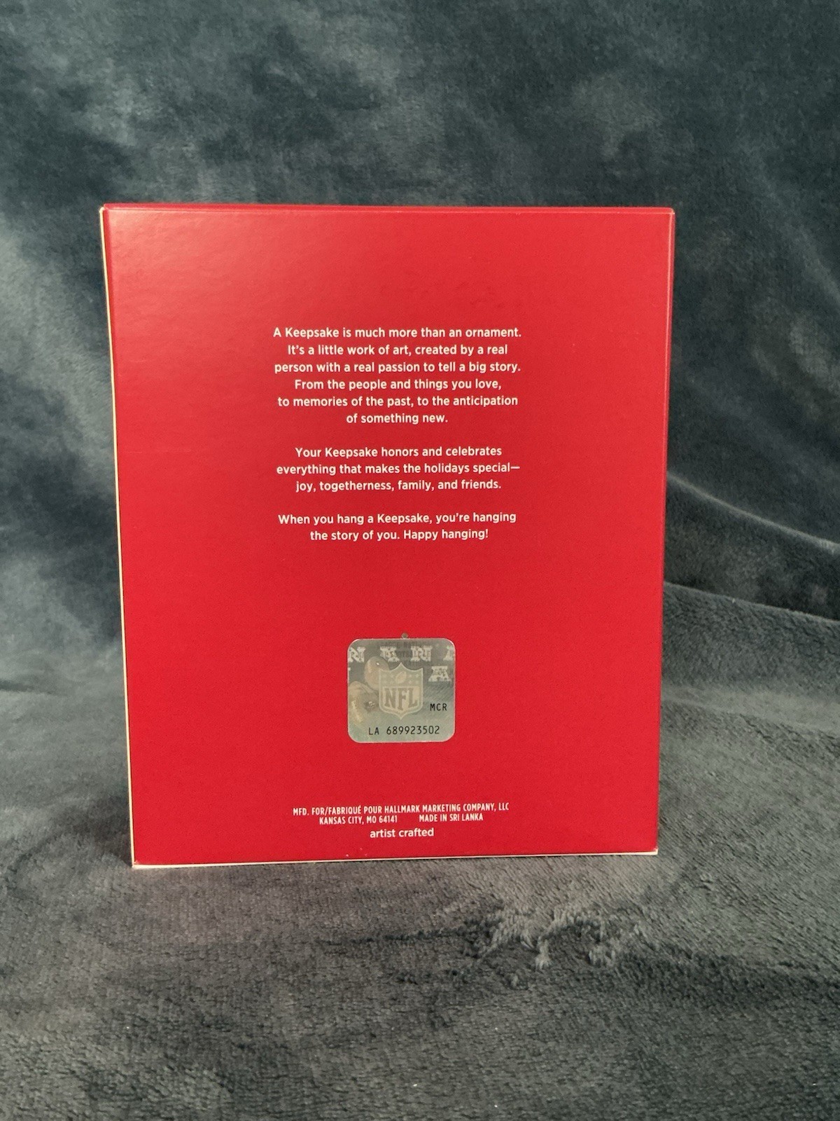 2020 Hallmark Keepsake “Patrick Mahomes II” #26 in Football Legends Series- D2