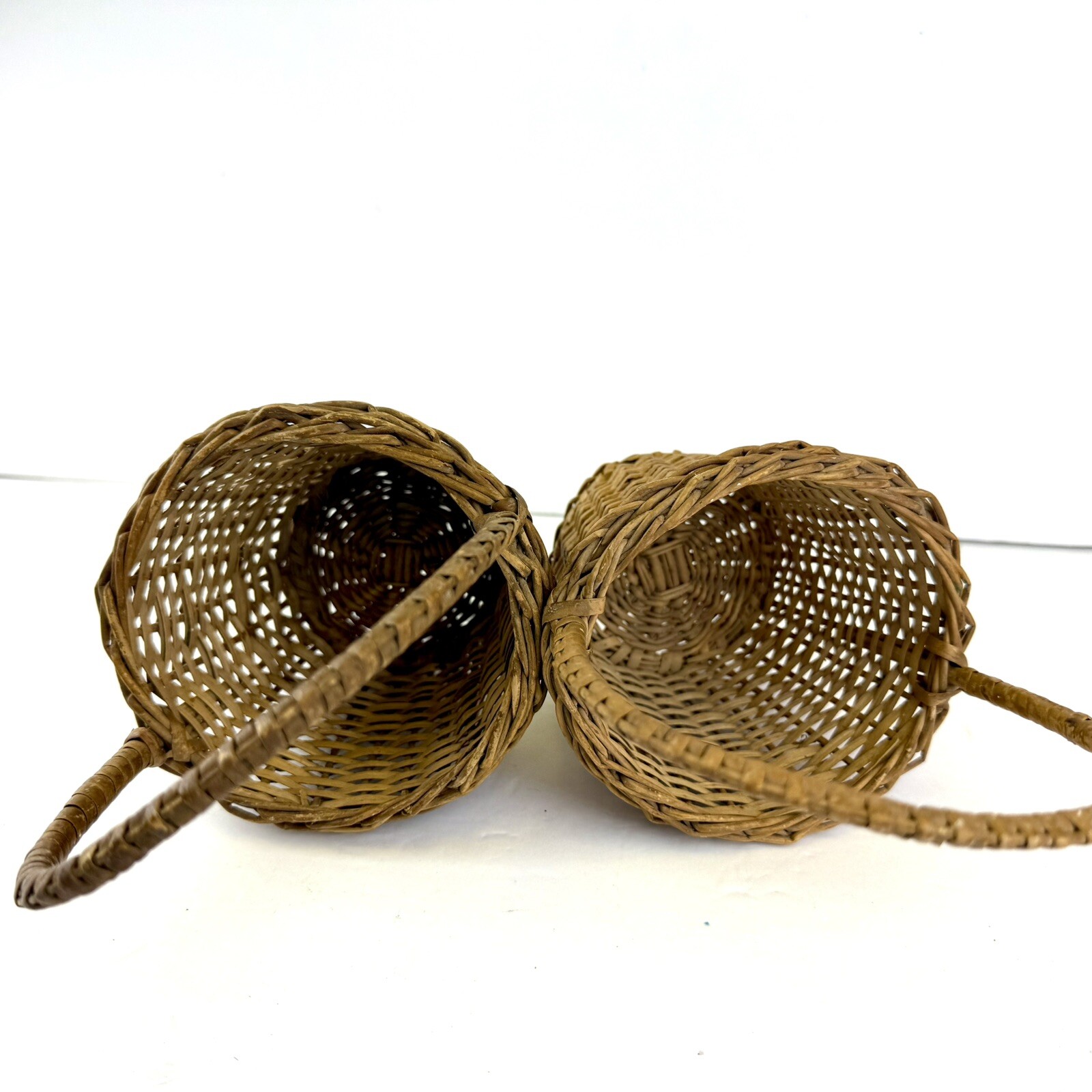 Pair 2 Wicker Baskets Handled Small 8” Brown Farmhouse Decor Basket