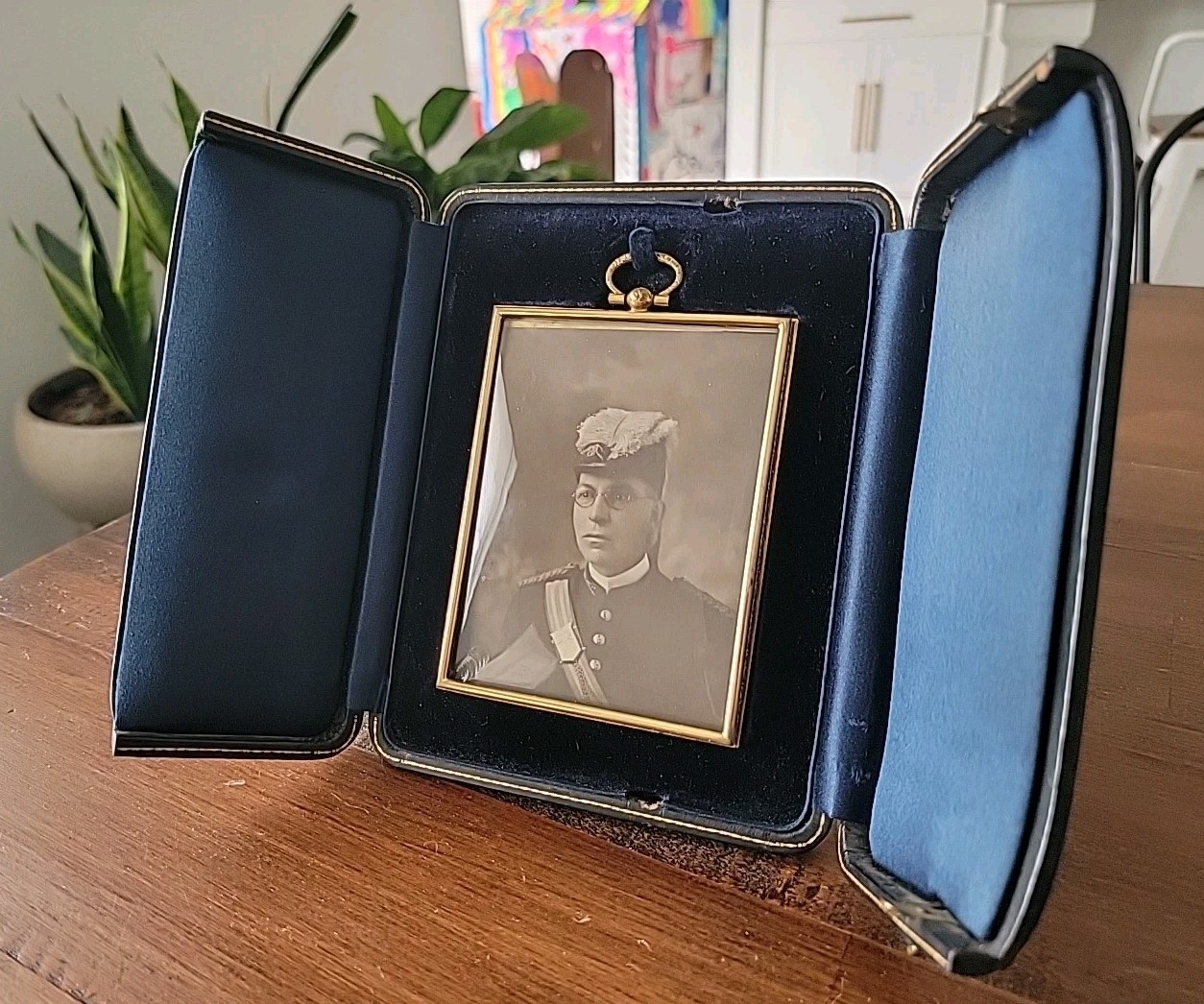 Antique Solid Brass Picture Frame Velvet Lined Easel Leather Case Display