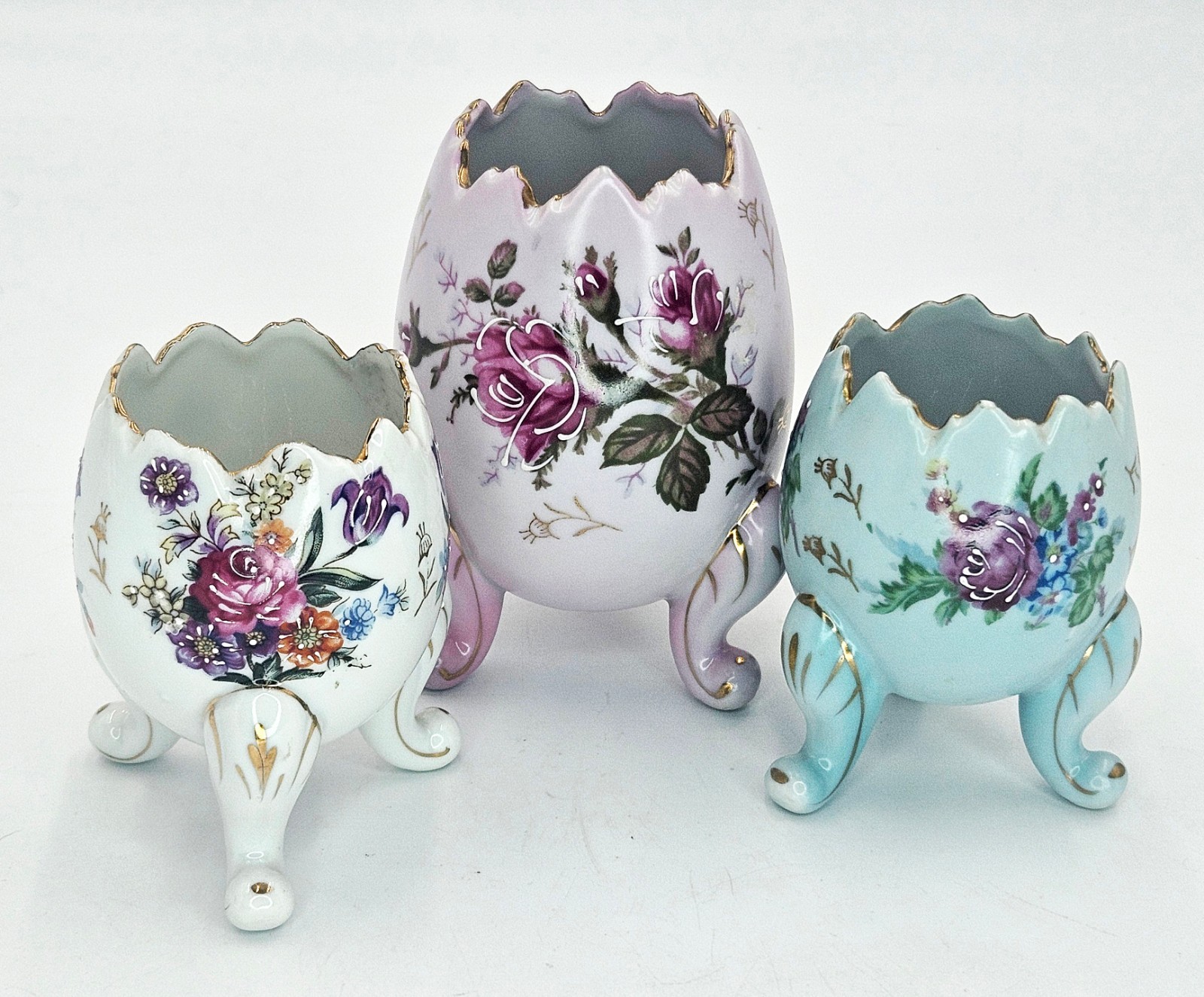 Cracked Egg Vases Vintage Three Legged Lot of Three Blue Pink and White