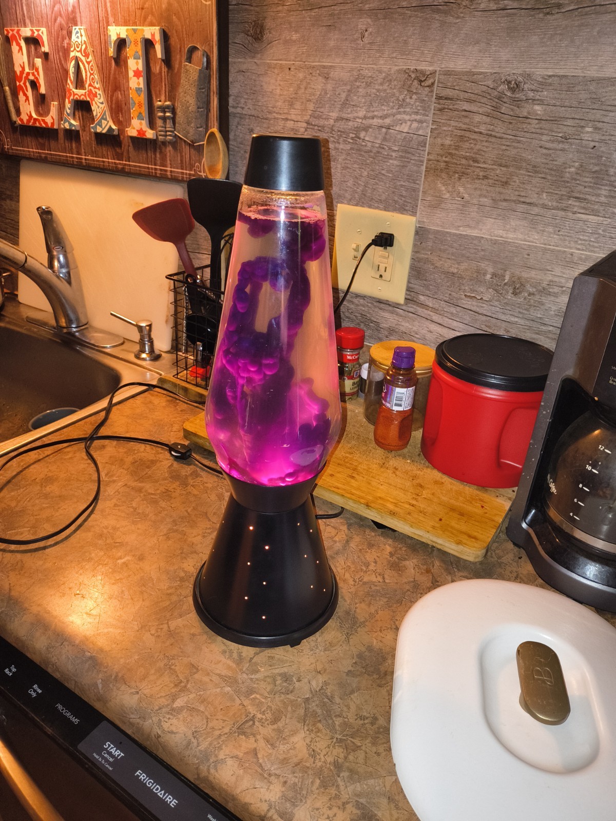 Working True Vintage 1970s LAVA LITE, LAVA LAMP, Starlight Base 16.5in, New Bulb