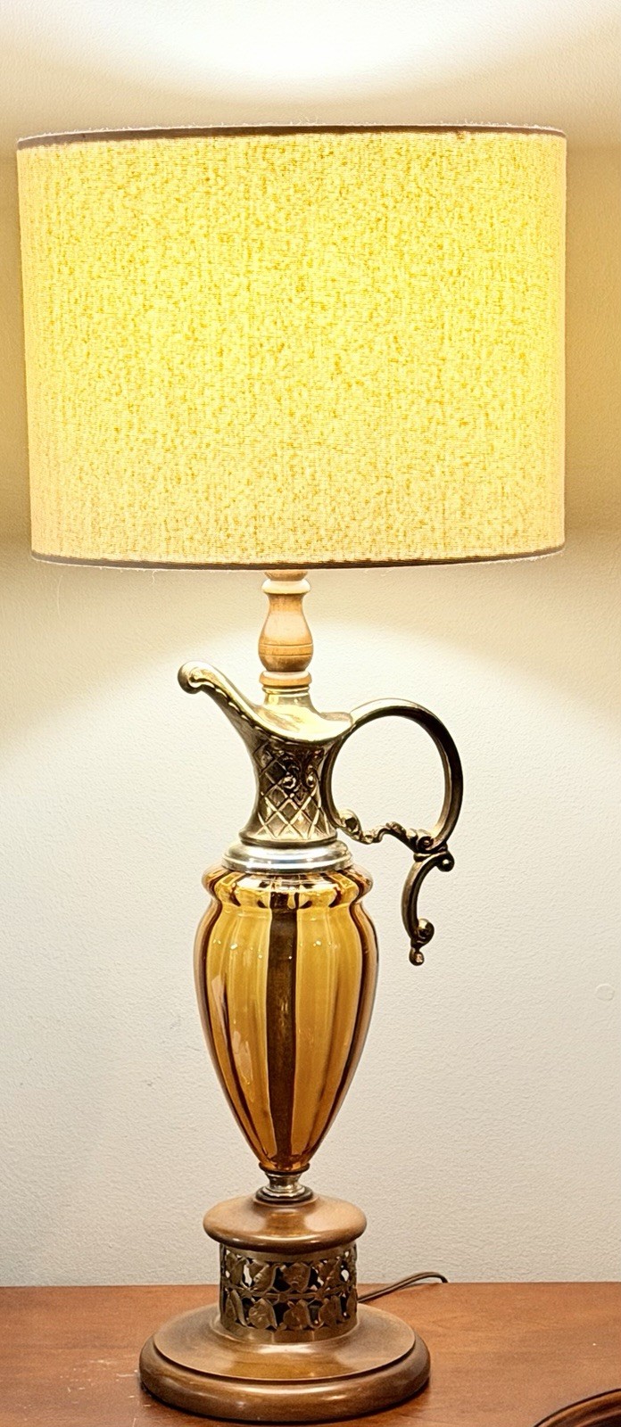 Vintage 60’s Amber Glass Ewer Lamp Brass Genie Style 29” Hollywood Regency