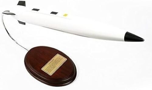 USAF Boeing AGM-69 Short Range Attack Missile Replica Desk Display 1/15 SC Model