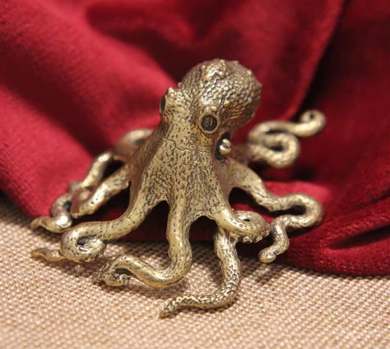 Brass Octopus Animal Figurine Small Statue Table Office Home Decoration Gifts