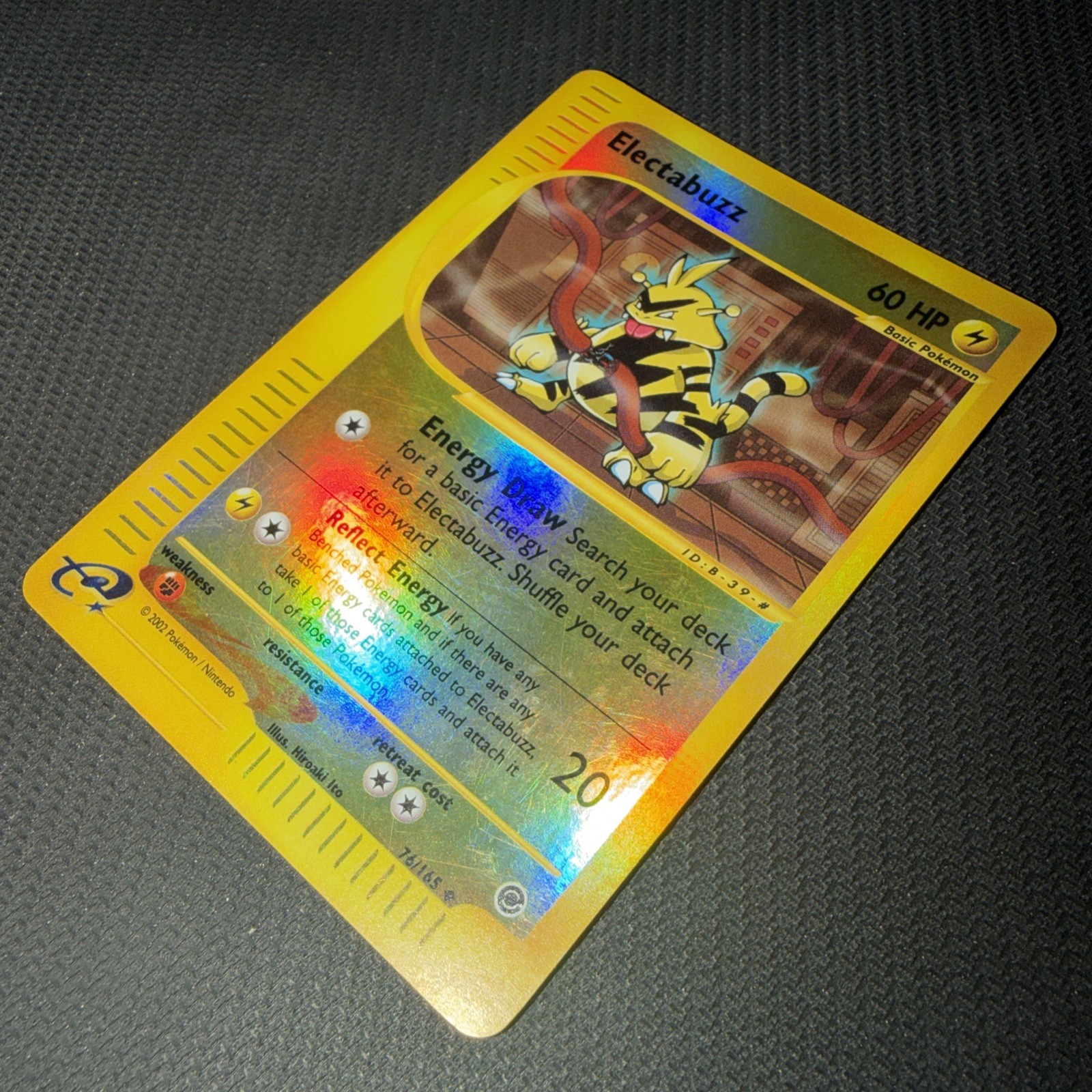 Electabuzz 76/165 Reverse Holo Expedition Pokemon Card Excellent Condition