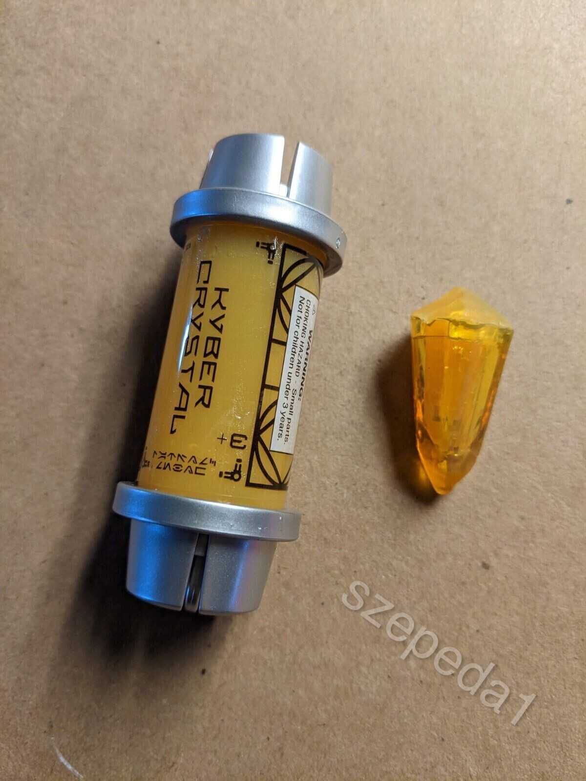 Disney Star Wars Galaxy’s Edge Yellow Kyber Crystal MAZ KANATA voice