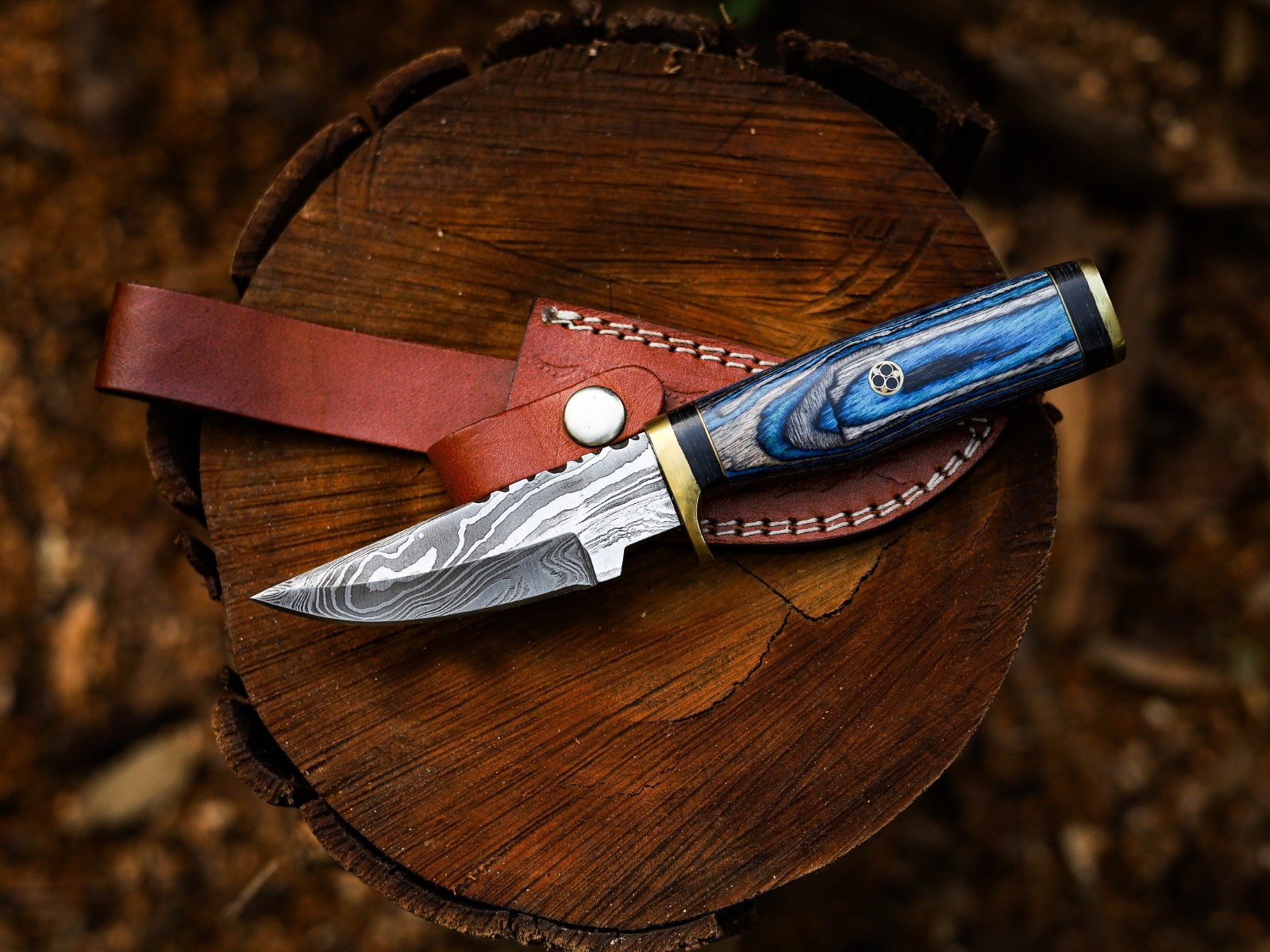 Damascus Blade Knife Handmade 8.5 in Hunting Skinning Knives Wood Handle Sheath
