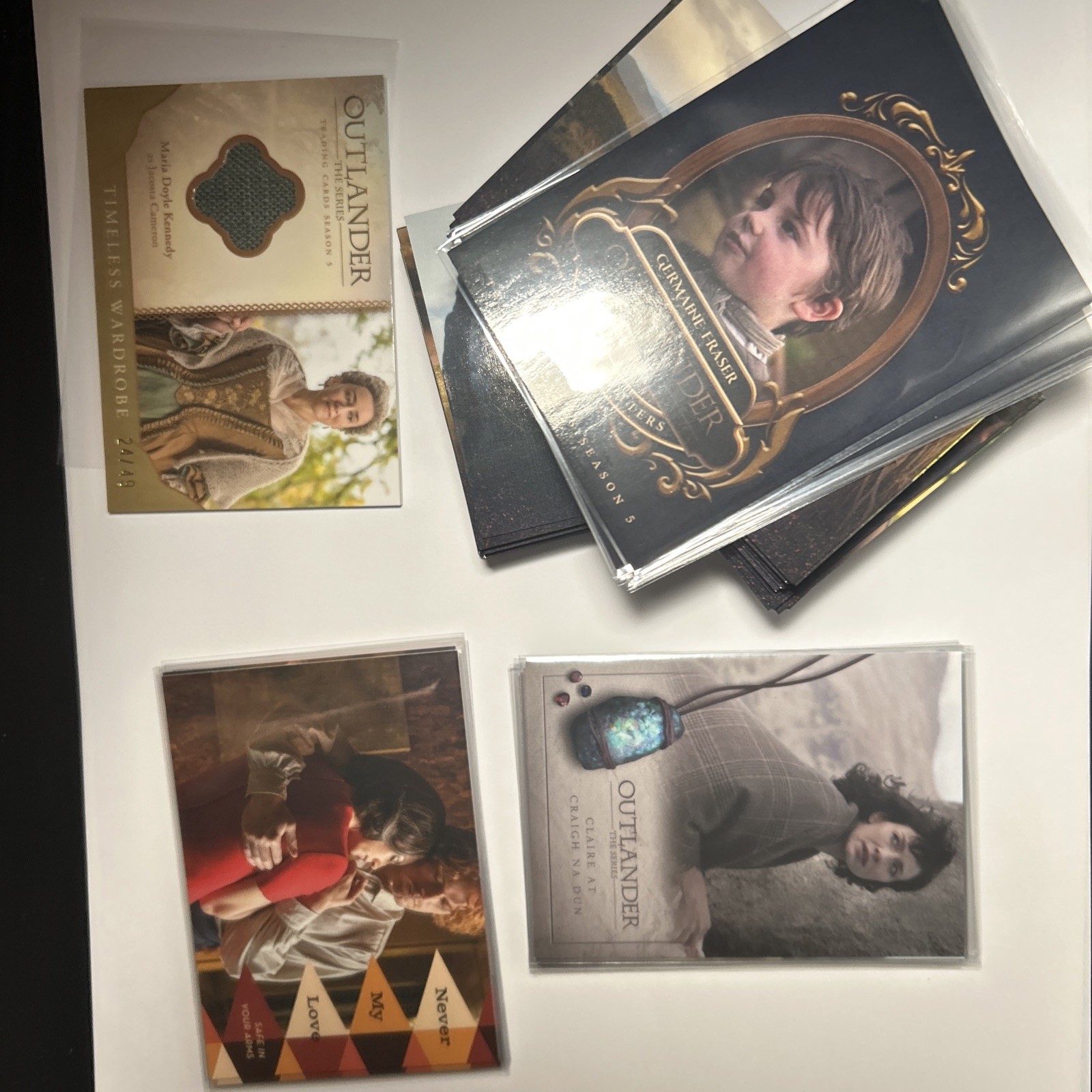 Outlander Season Five Base Set Three Insert Set Maria Kennedy Costume Card/49