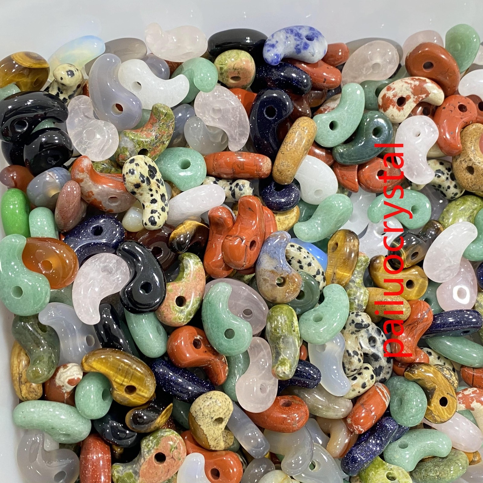 21mm Natural Mixed Magatama Quartz Crystal Skull Carved Pendant Healing Gem 5pc