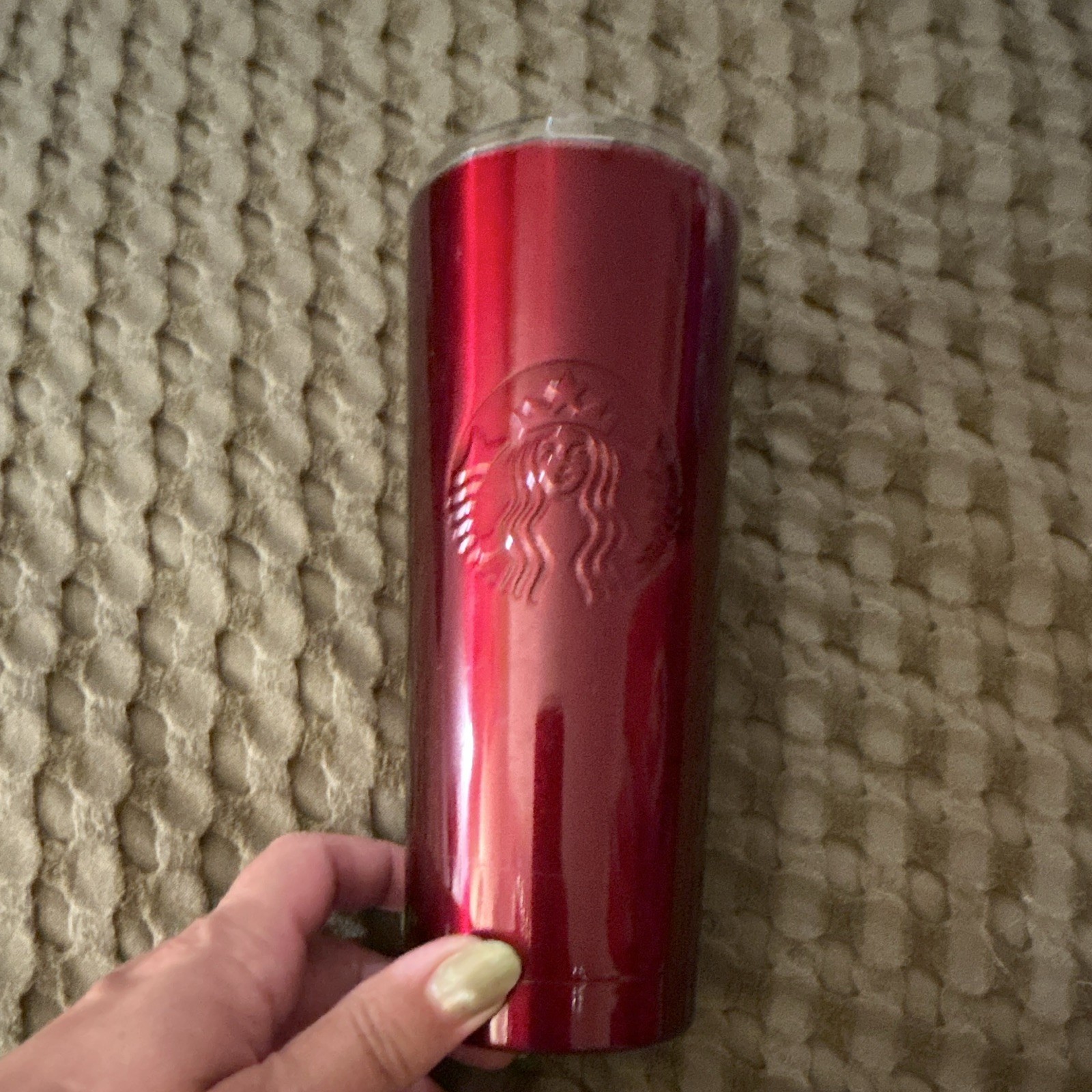 Starbucks Red Reusable Tumbler Cup 20 fl oz / 591 mL 2022 Coffee & Tea