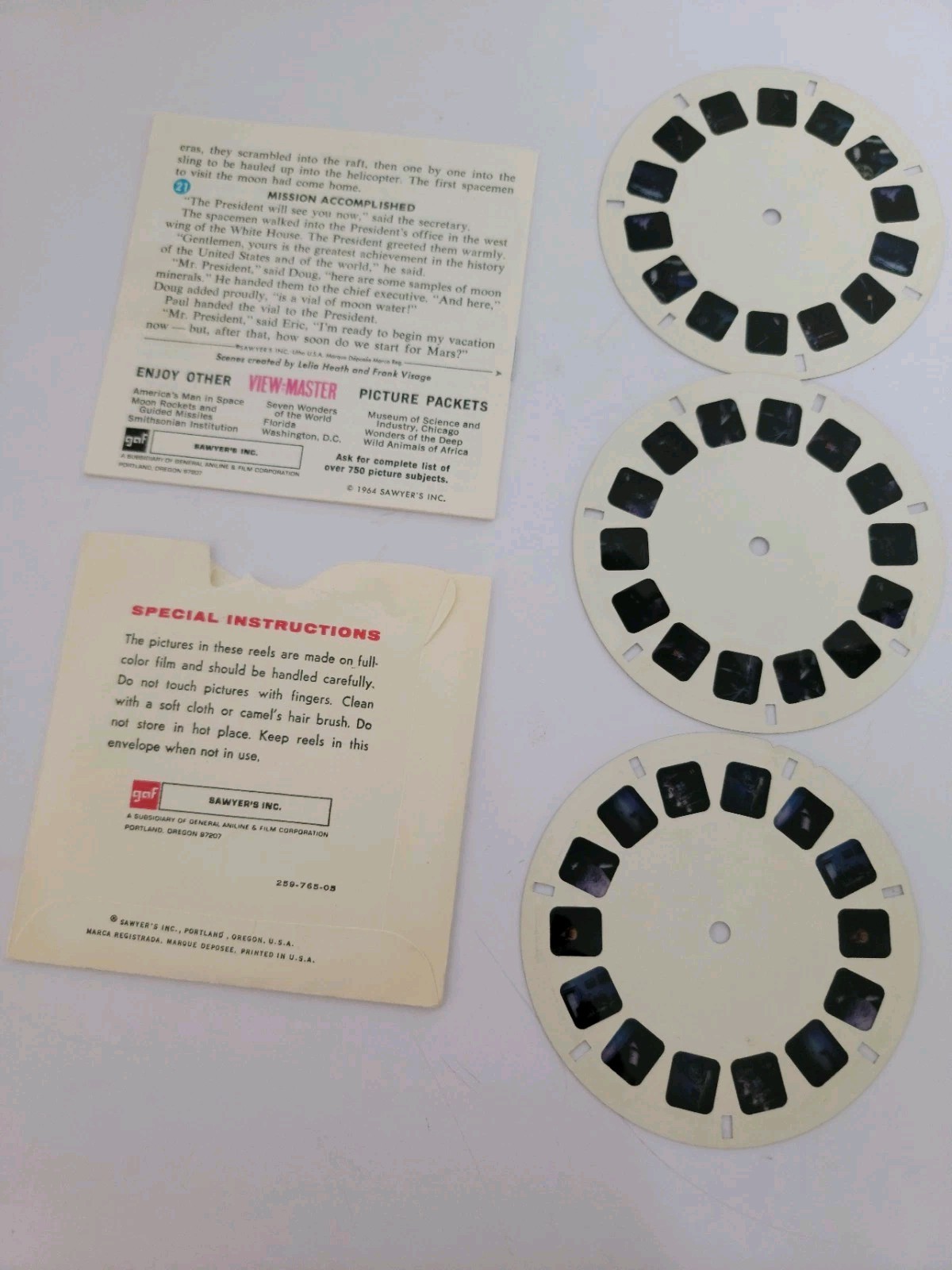 GAF View-Master Project Apollo Man on the Moon 3 reel packet B 658