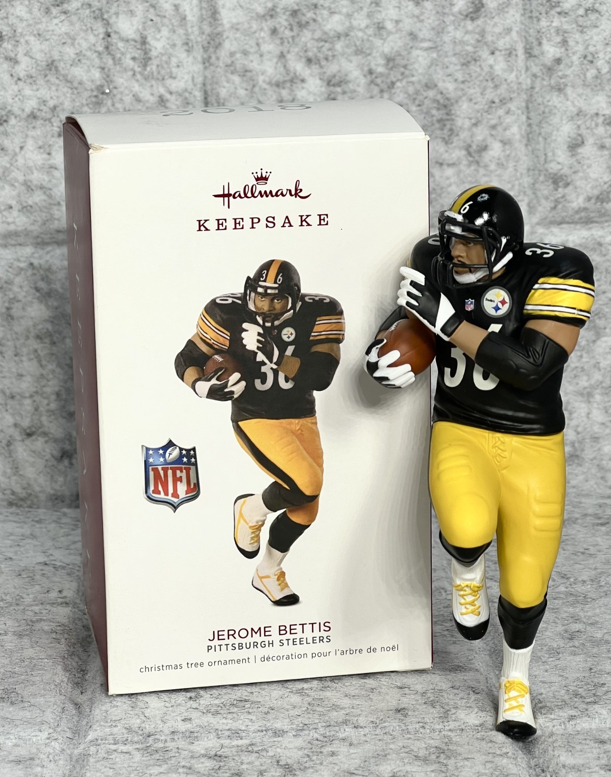 2018 Hallmark Keepsake Ornament Pittsburgh Steelers Jerome Bettis – NEW