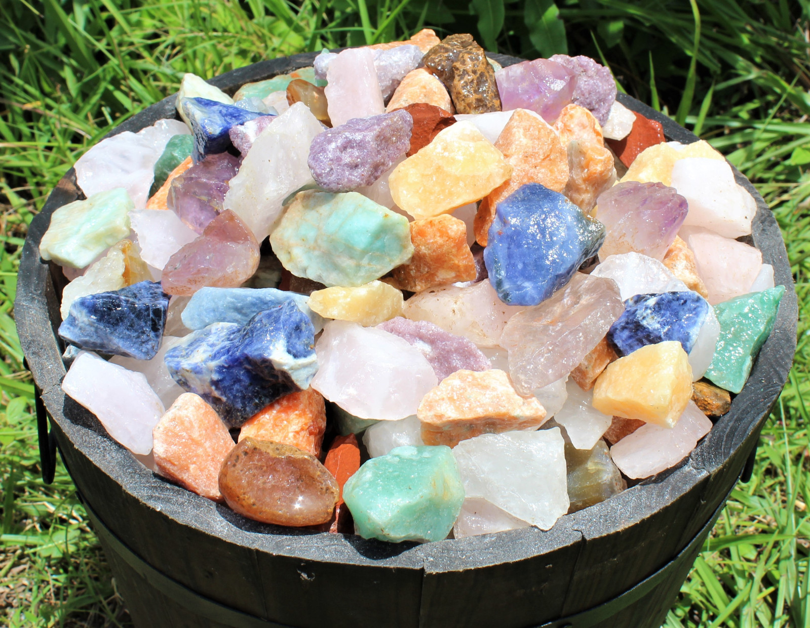 1/2 lb Bulk Lot Brazil Mix Large Bulk Natural Rough Tumbler Rocks Stones 8 oz