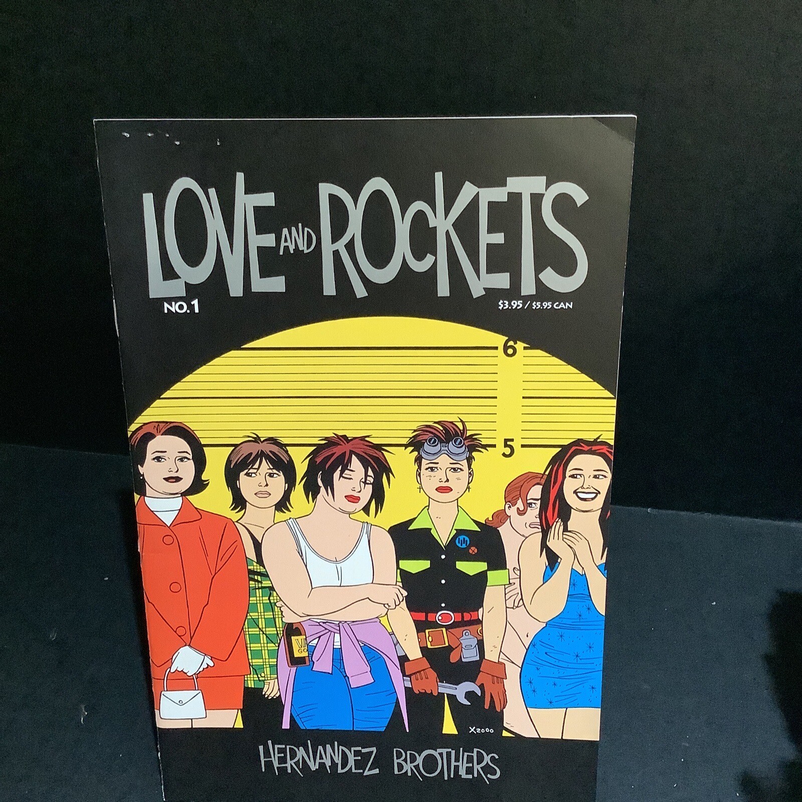 Love and Rockets V2 #1 (Gilbert Jamie and Mario Hernandez, 2001 WP) – Hot Key!