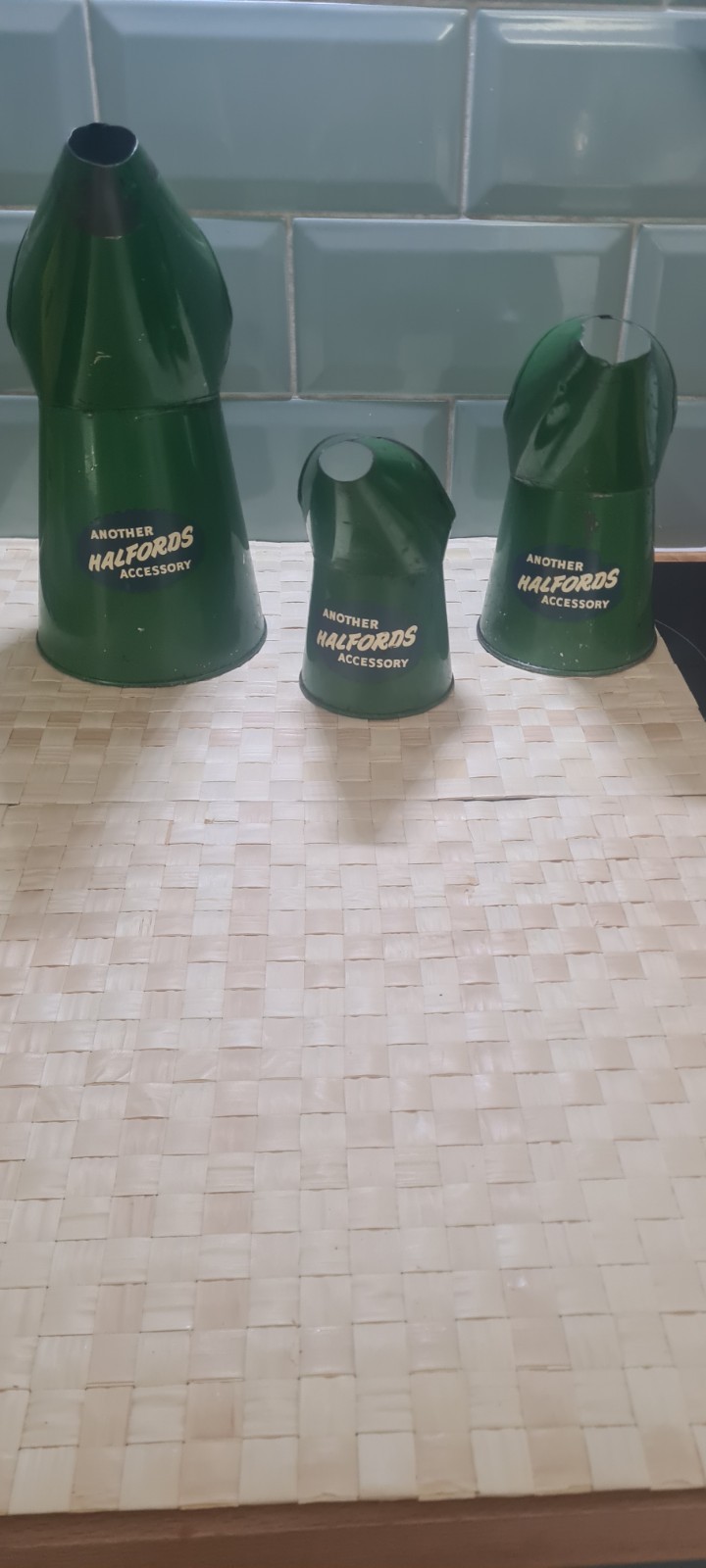 Vintage 1960s-70s HALFORDS Oil Jugs Set of 3 Exellent Original Condition Nice
