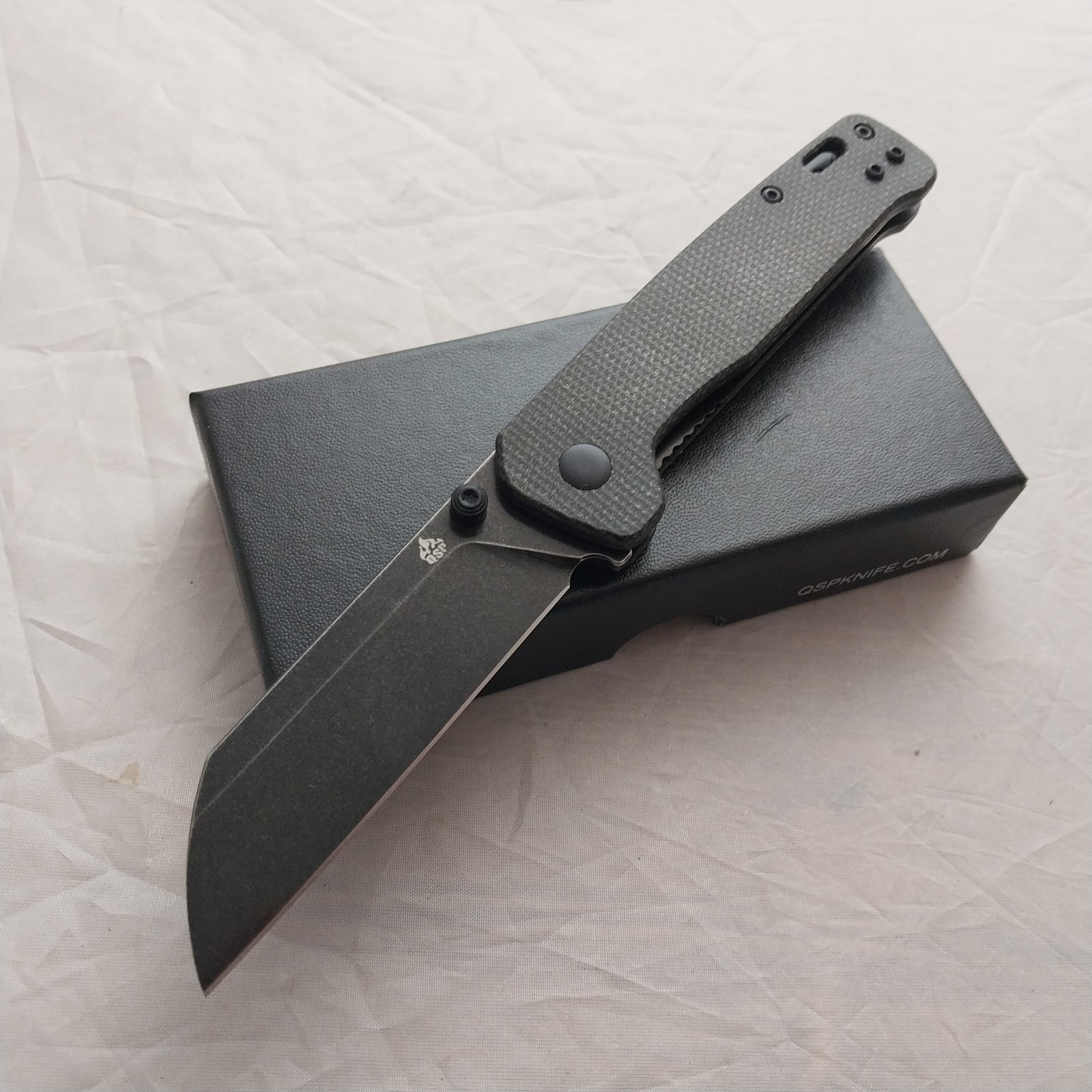 QSP Knife Penguin V2 Linerlock Dark Brown Micarta Folding Black D2 Knife 130V2A2