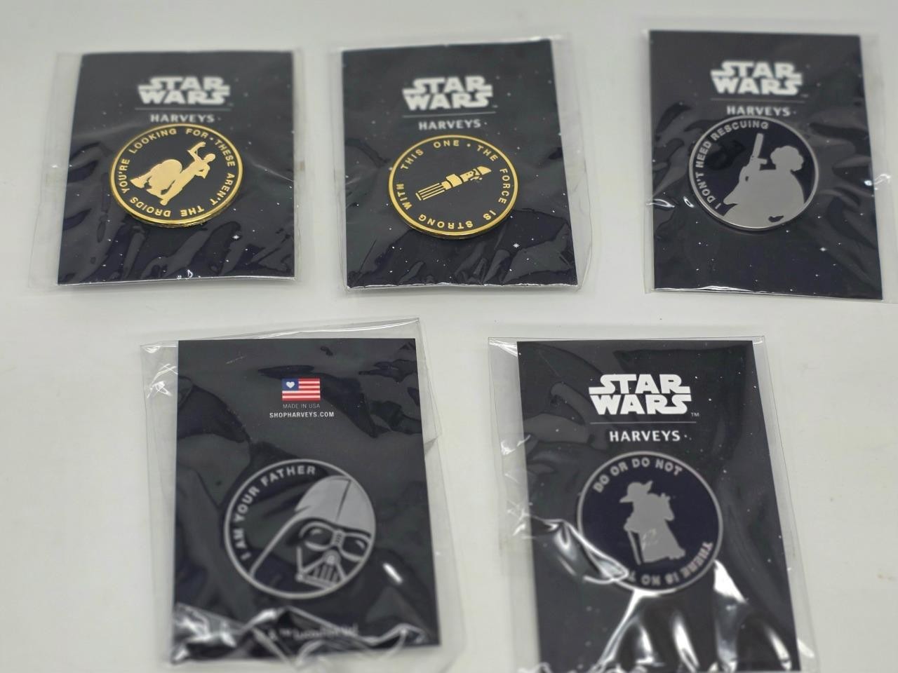NIP HARVEYS STAR WARS DISNEY LOT OF 5 PINS DARTH VADER YODA LEIA R2D2 C3PO