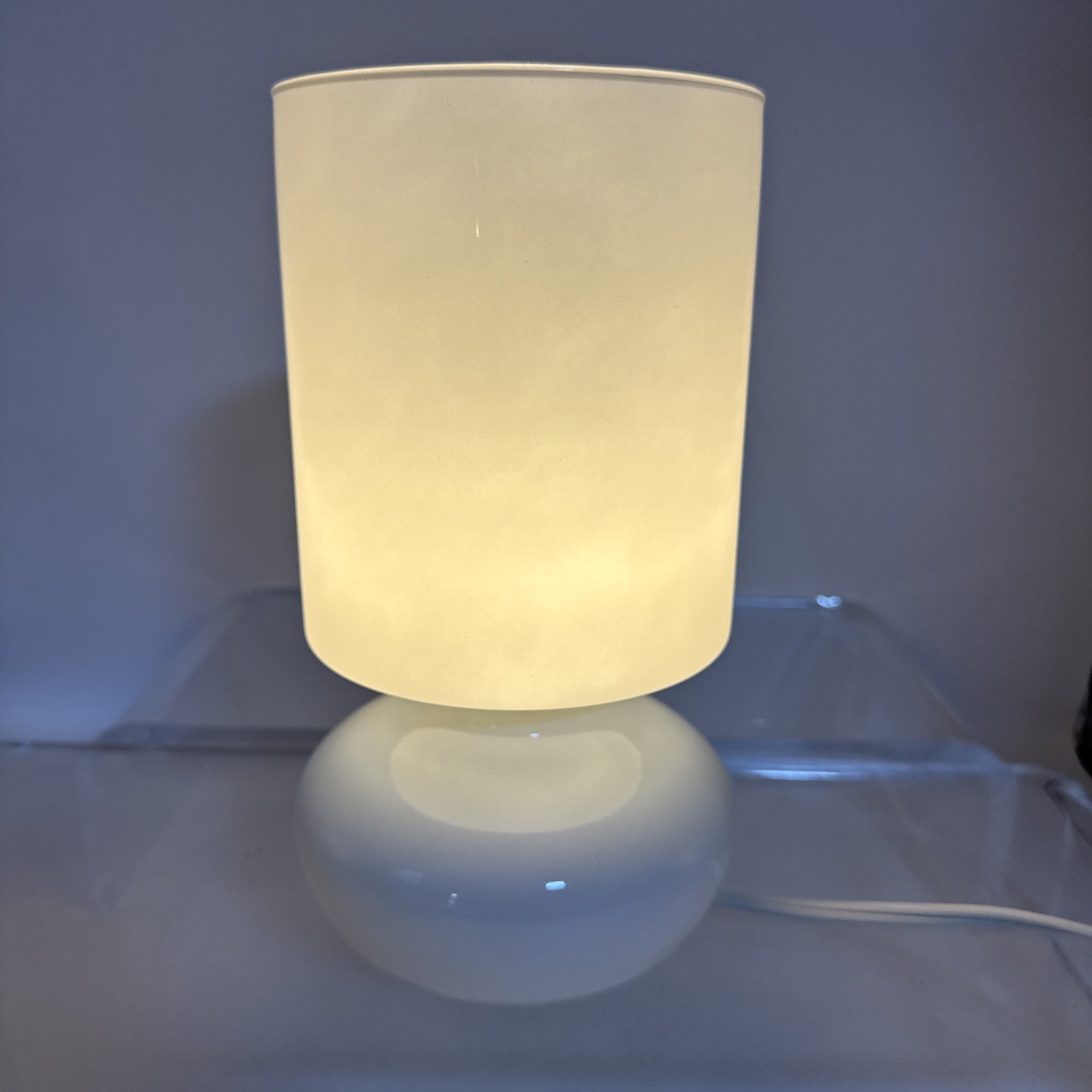 Vintage IKEA Lykta White Glass Postmodern Mushroom Shaped Table Lamp Works Great