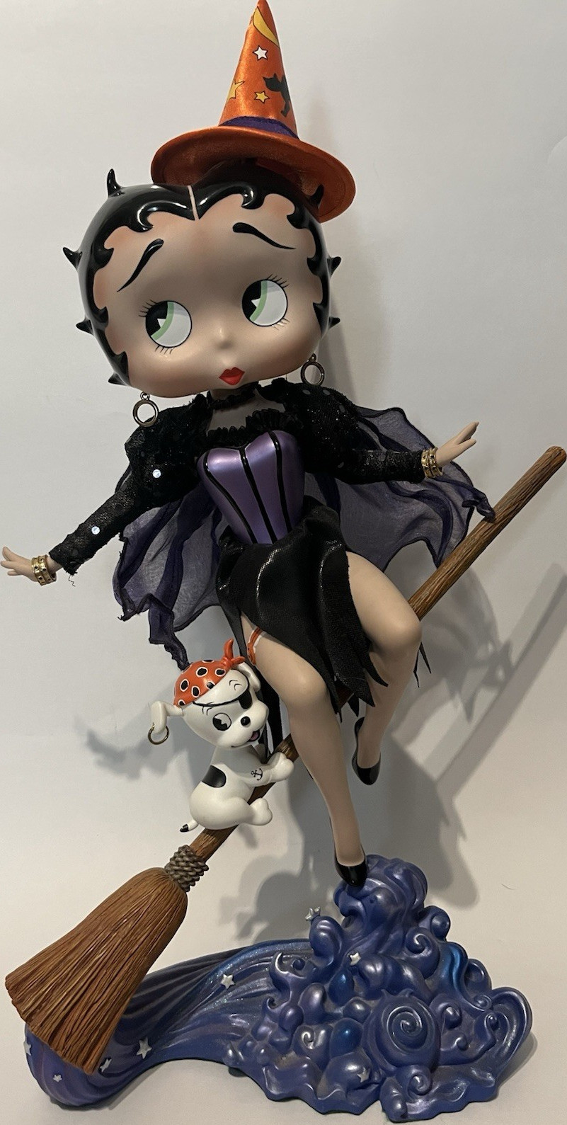 Vintage Betty Boop Halloween Witch Figurine Flying Broom Pudgy 18” Statue