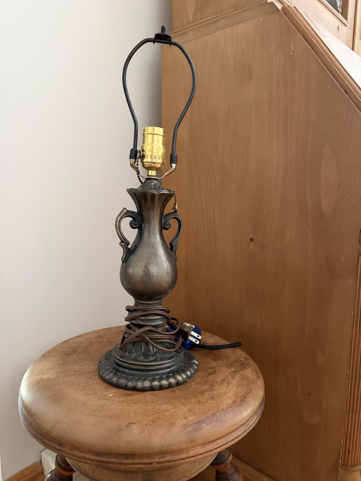 Trophy Style Cast Metal Table Lamp, Preowned No Shade, Working, Tested for 24hrs