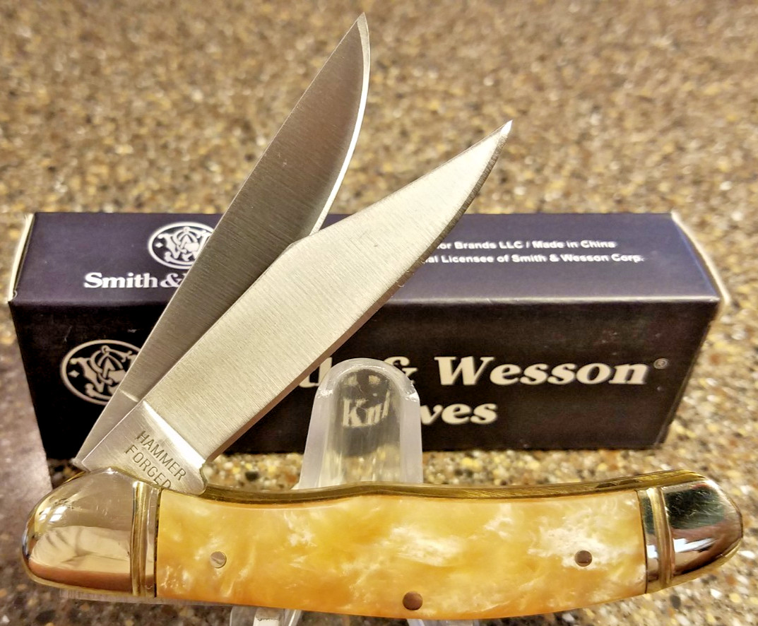 Smith & Wesson THCH, Copperhead Texas Hold Em Sand Marble, 3-3/4″, 2-Blades, NEW