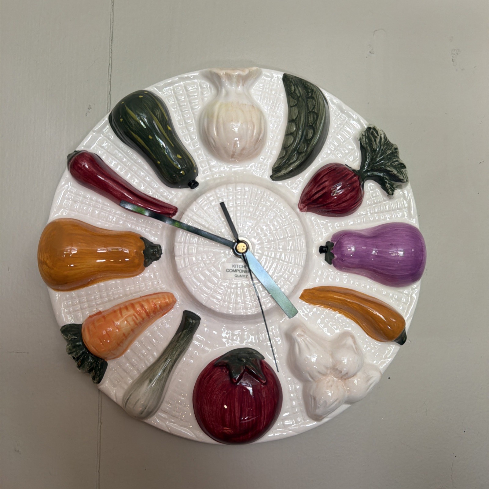 VTG Vegetable Clock 3D Earthenware Ceramic Kitchen Components Quartz VGC! Works