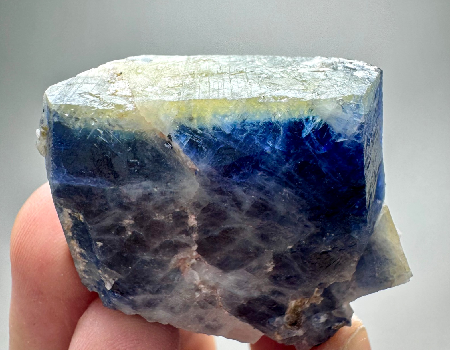 259 Carat Fluorescent Bi Color Sapphire Huge Crystal From Badakhshan @Afg
