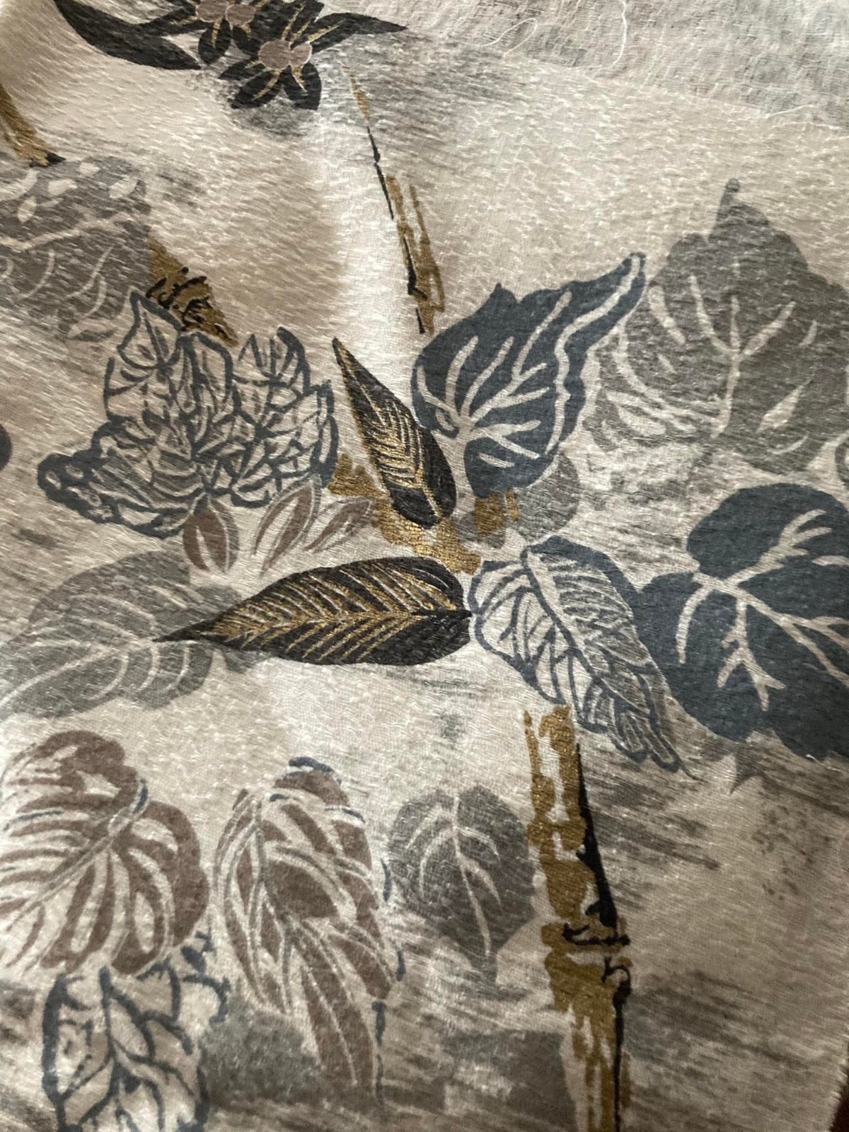 Barkcloth, continuous yards, bamboo, neutral colors w/metallic gold leaves