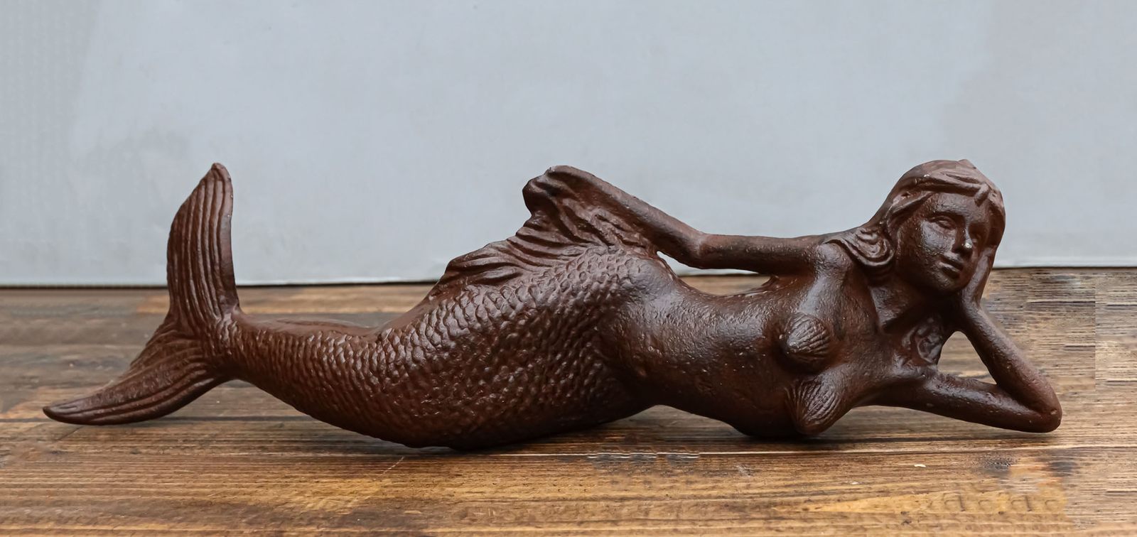 Cast Iron Rustic Nautical Siren Mermaid In Repose On Ocean Bed Sculpture 13″L