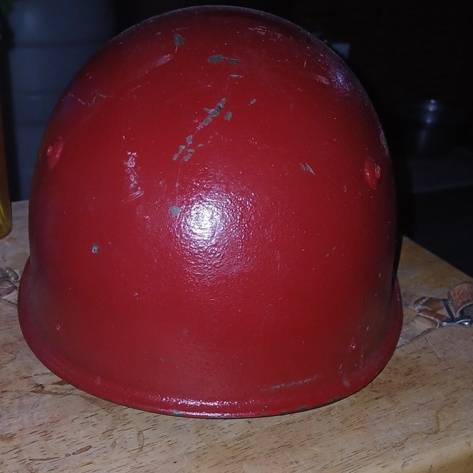 Original WW II (1939-45) Russian Helmet Red Painted BT77 Size 55-56 Militaria