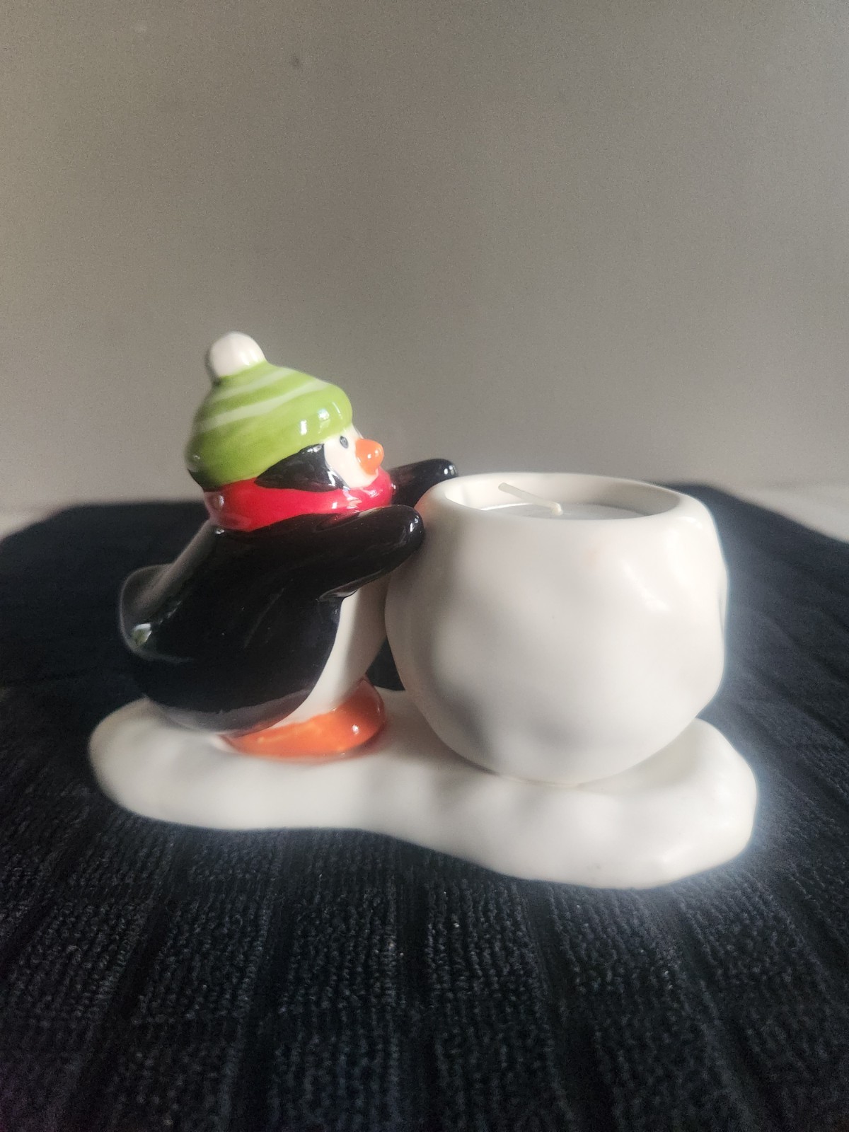 Hallmark Penguin Tea Light Candle Holder Christmas Decor Winter Holiday Snowball