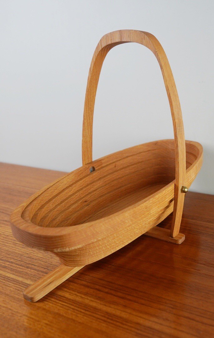 Teak Collapsable Bread Basket Baguette Carrier Compact Modern Design