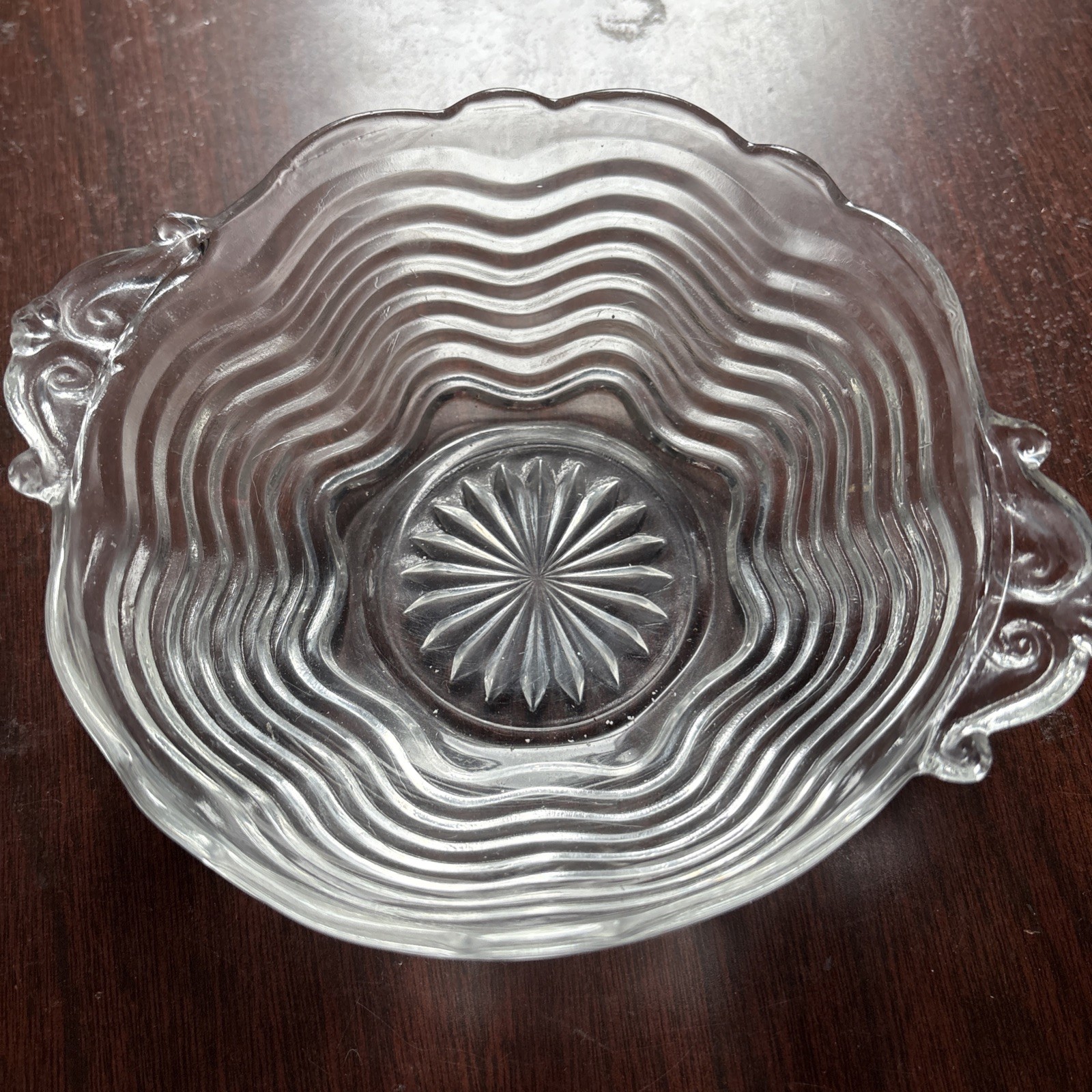 VTG Anchor Hocking Pattern # 17 Wavy Clear Glass Candy Bowl Nut Dish 7.50. In