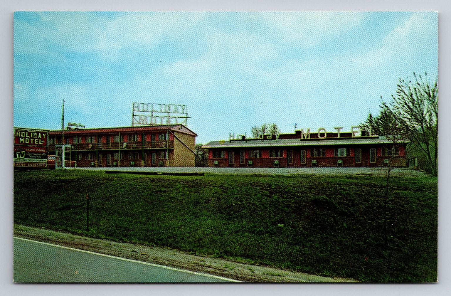 Vintage Holiday Motel Belle Vernon PA Photochrome Postcard 1939-Now