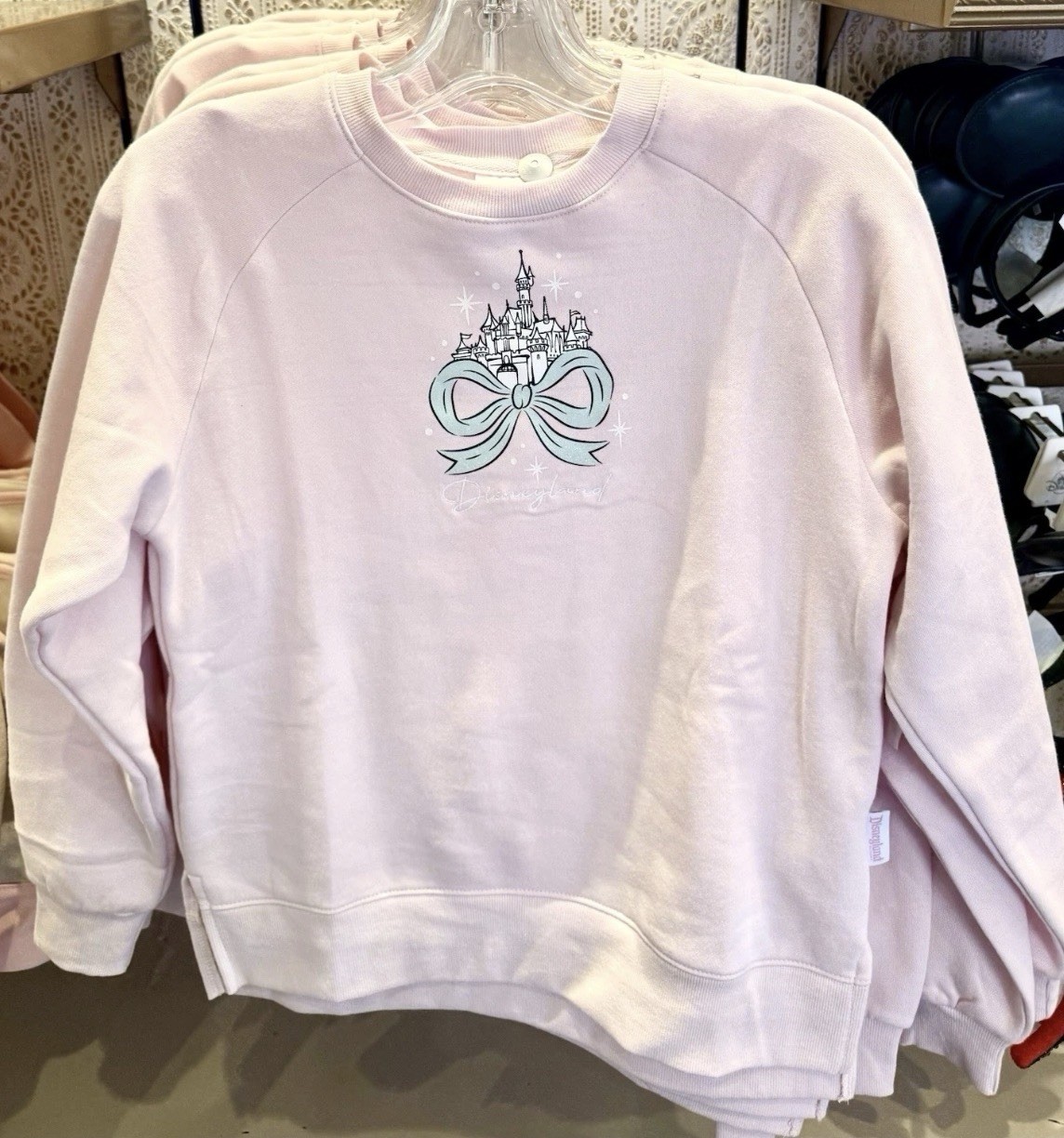 NEW Walt Disney World Resort Pink Castle Bow Sweatshirt Pullover Women’s Size M