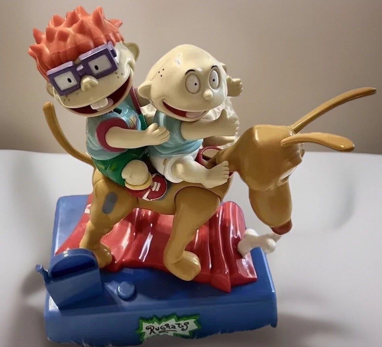 Vintage 1997 Nickelodeon Rugrats Electronic Coin Bank Plays Music & Rocks VIDEO