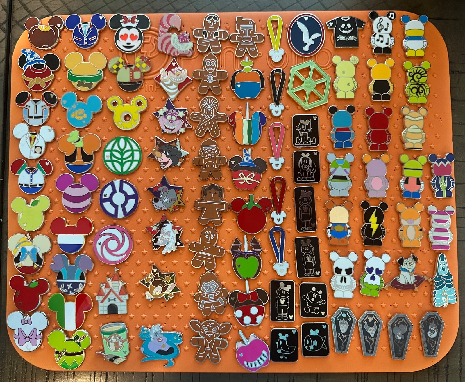 Disney Pin Trading – Lot of 100 – No Duplicates – 100% Tradeable – Free Shipping