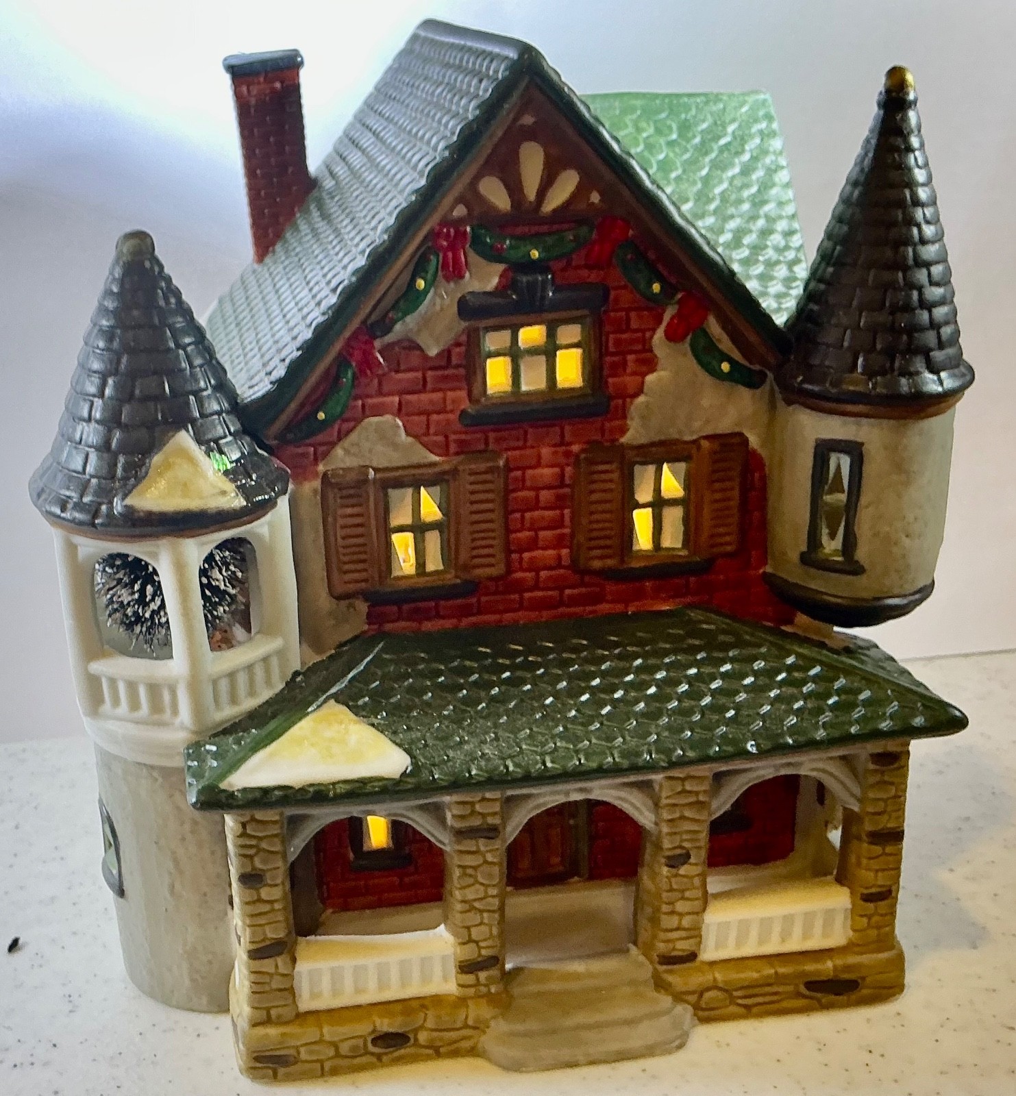 Porcelain Lighed House